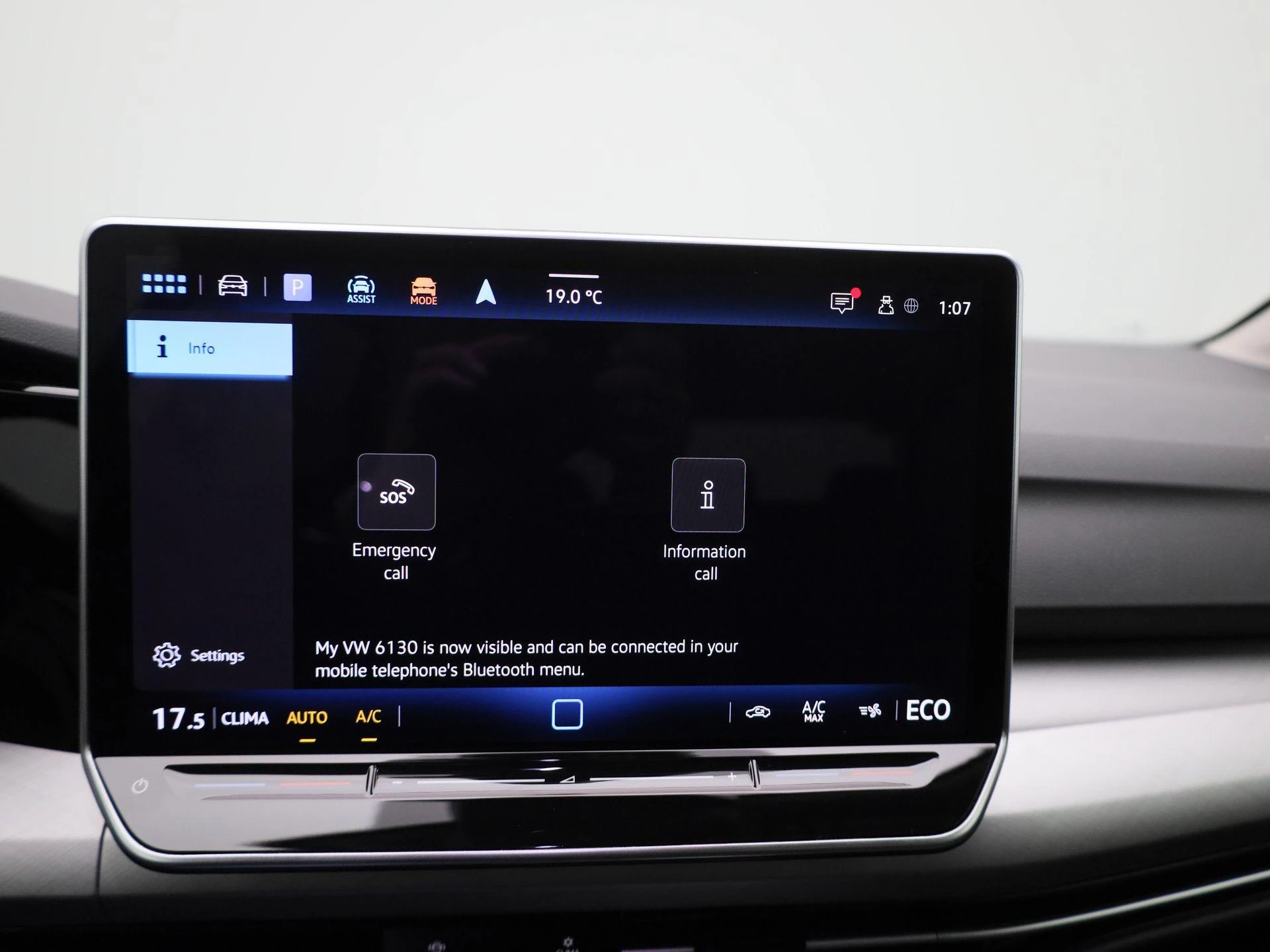 Volkswagen-Golf-image-18