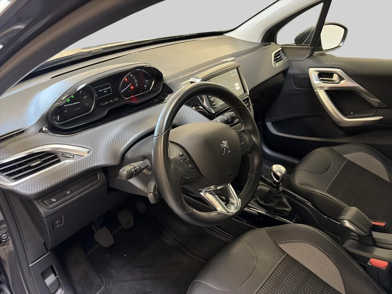 Peugeot-2008-image-8