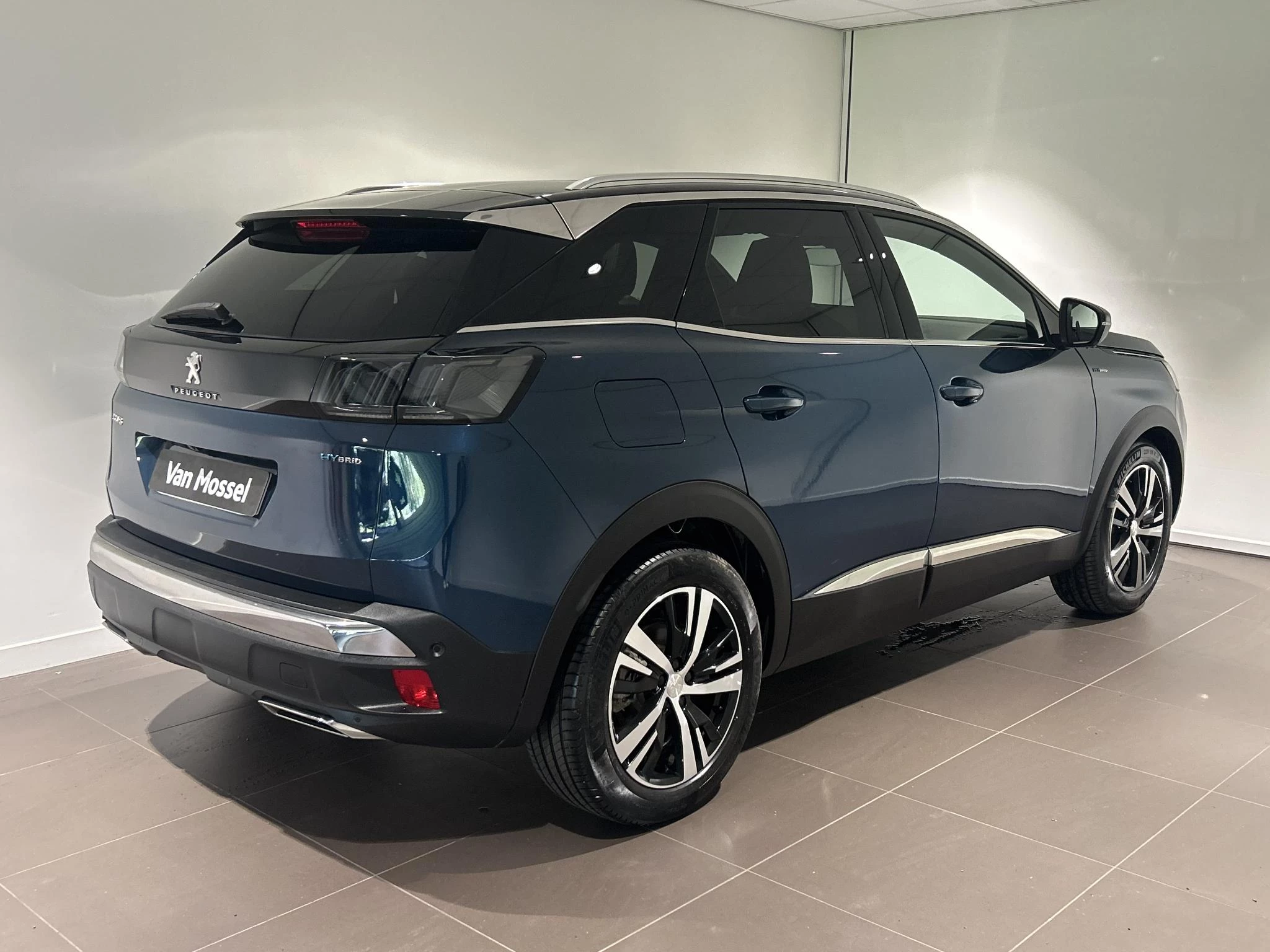 Peugeot 3008 1.6 HYbrid 225 GT
