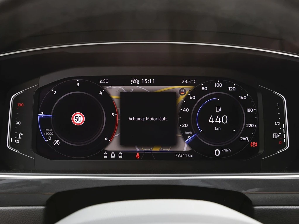Volkswagen-Tiguan-image-13