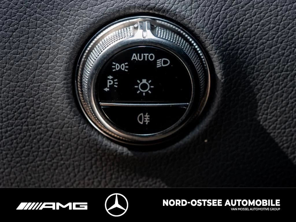 Mercedes-Benz-GLC-image-12