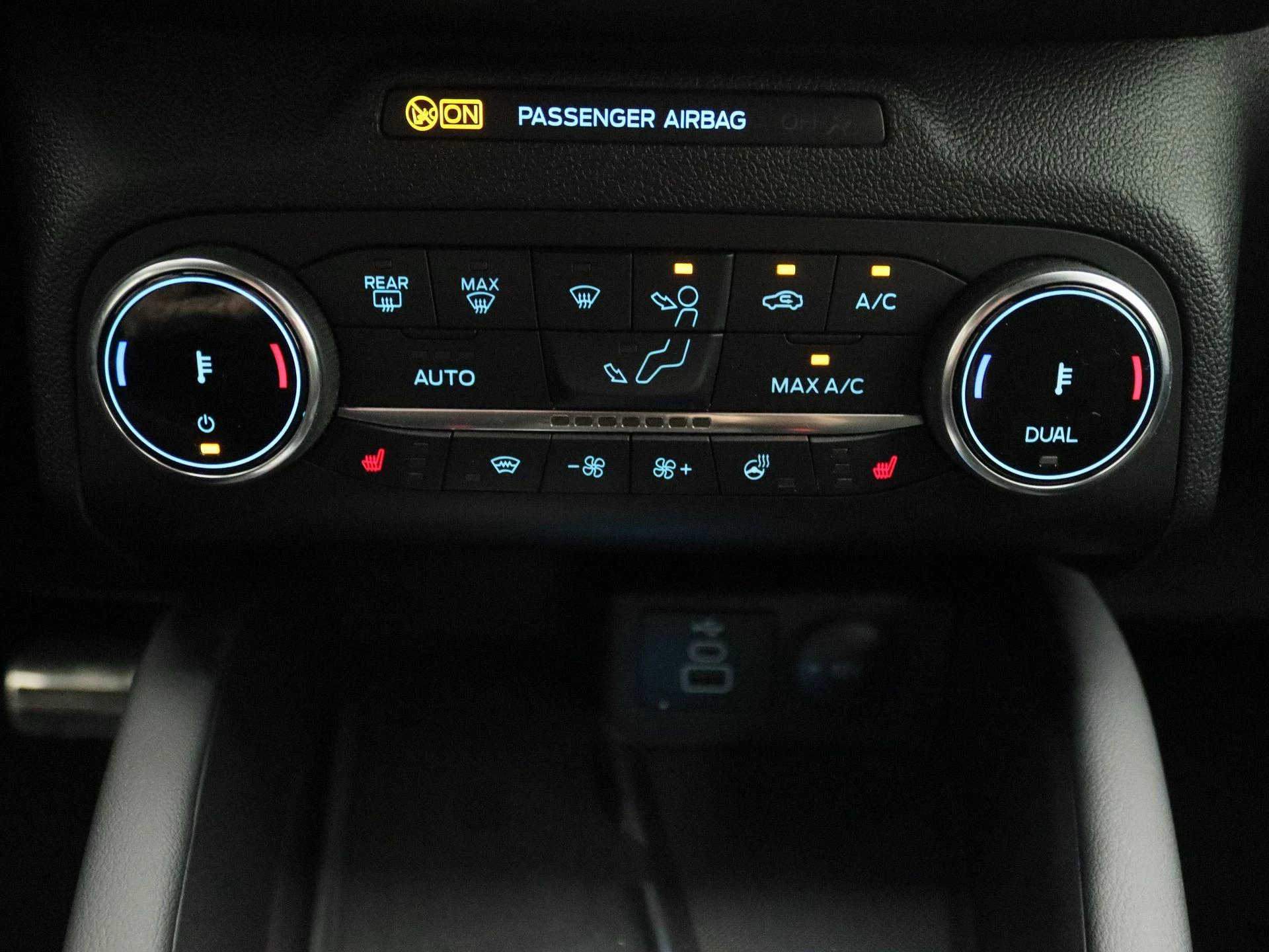 Ford-Kuga-image-10