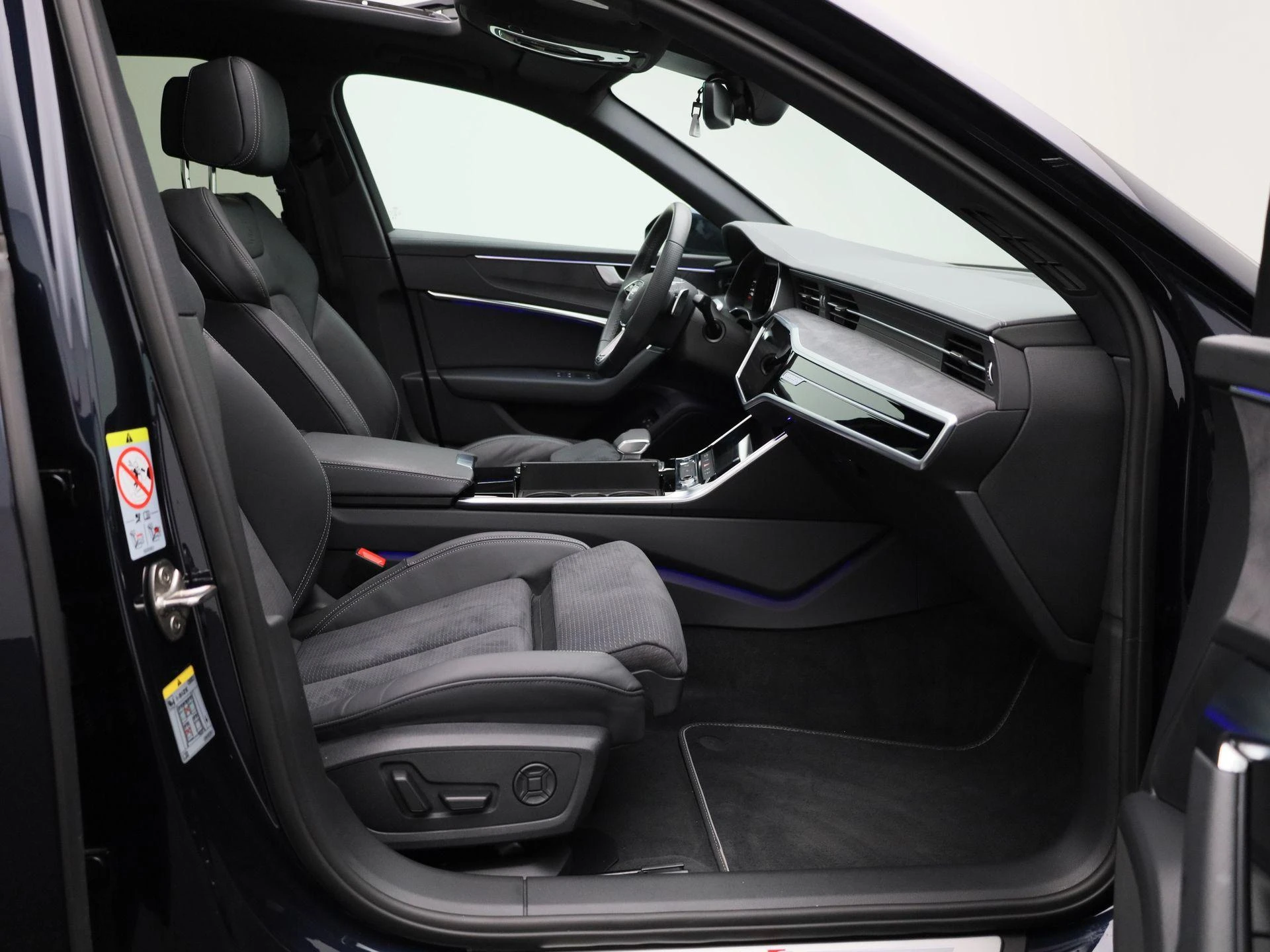 Audi-A6-image-47