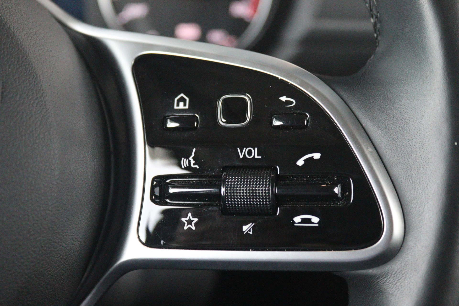 Mercedes-Benz-eCitan-image-11