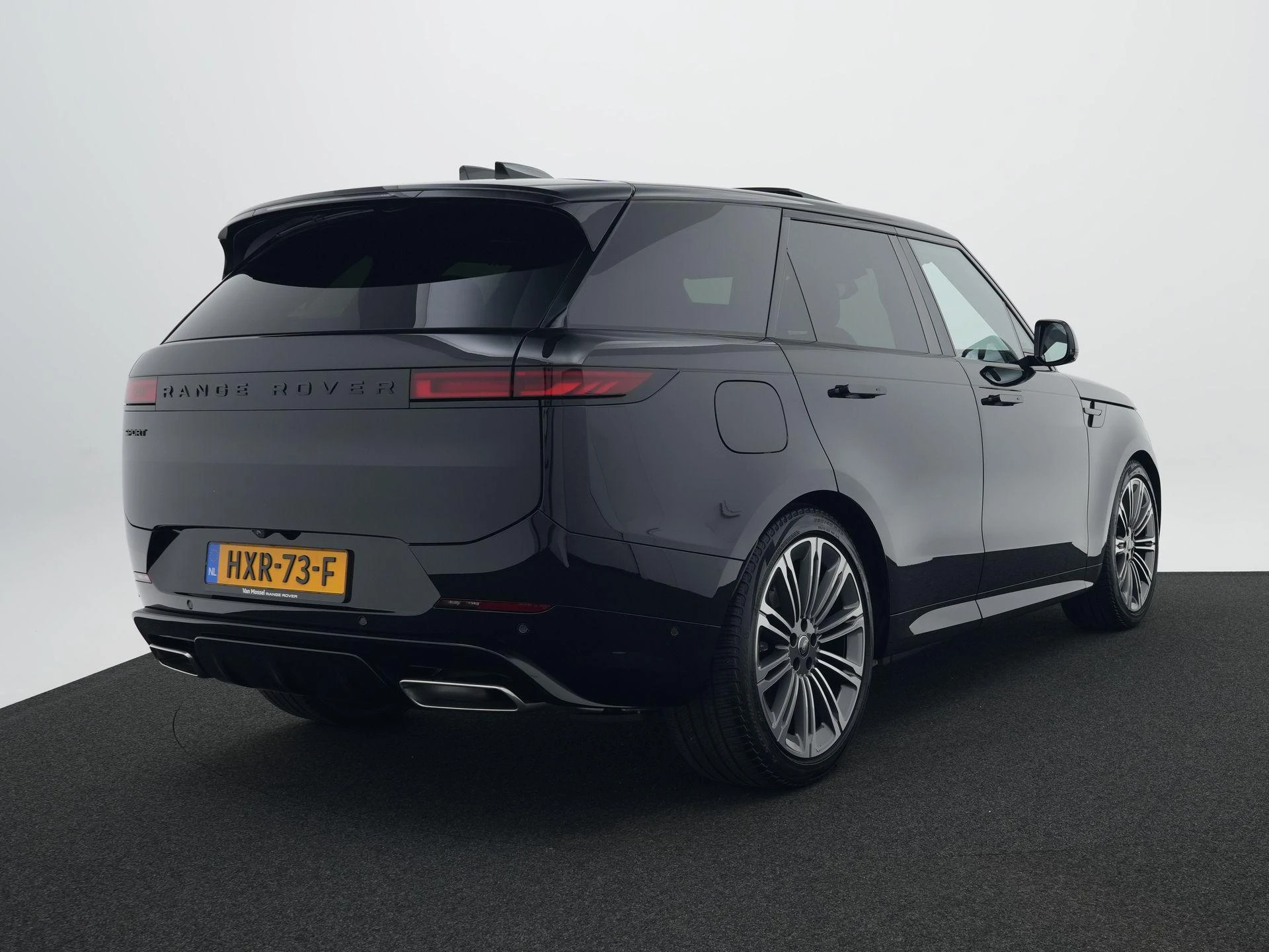 Land Rover-Range Rover Sport-image-12