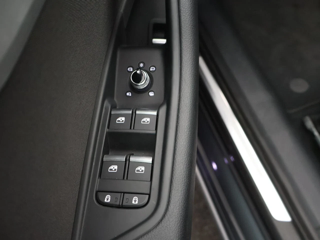 Audi-A4-image-18