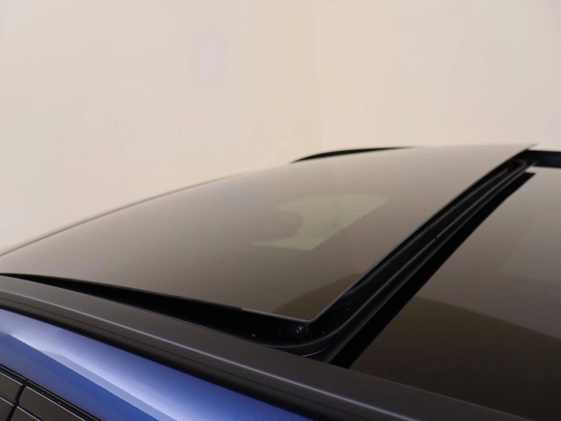 Mercedes-Benz-C-Klasse-image-27
