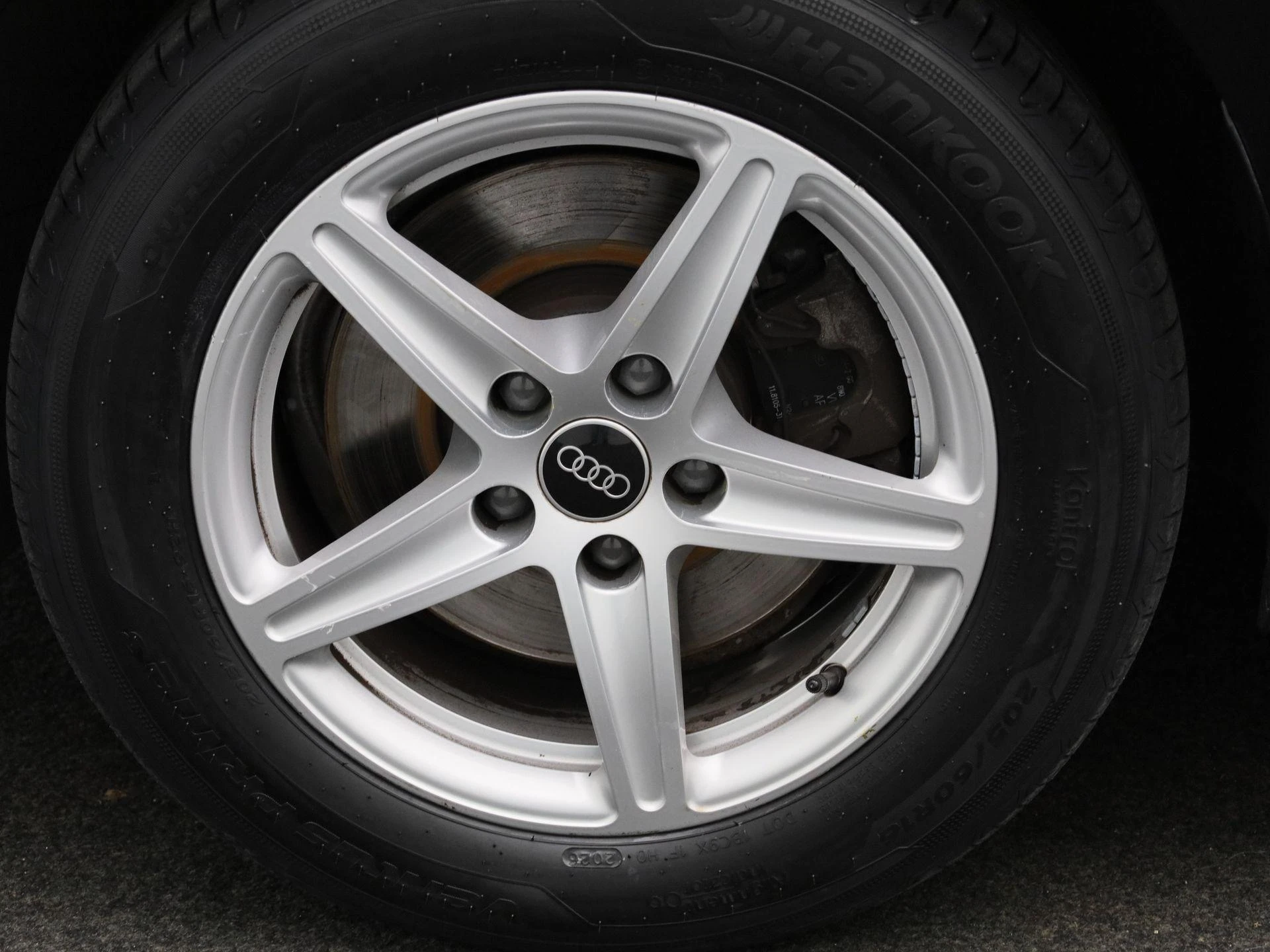 Audi-A4-image-12
