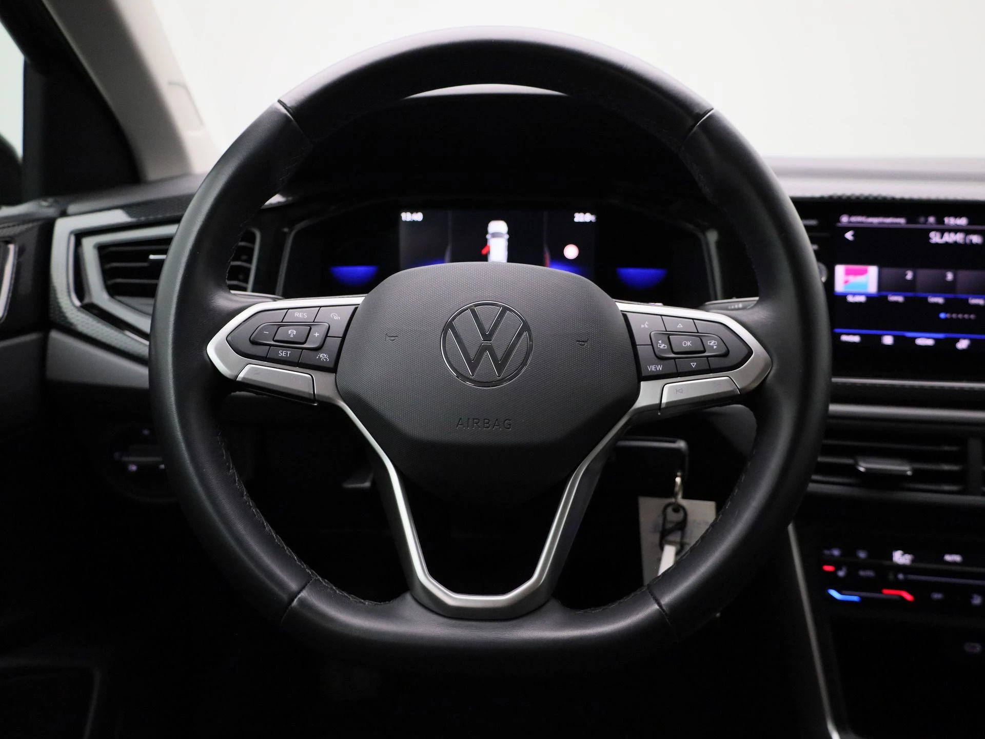 Volkswagen Polo 1.0 TSI Life Business