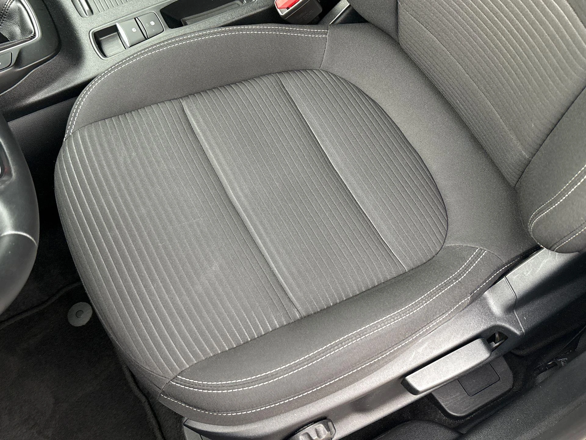 Ford-Kuga-image-11
