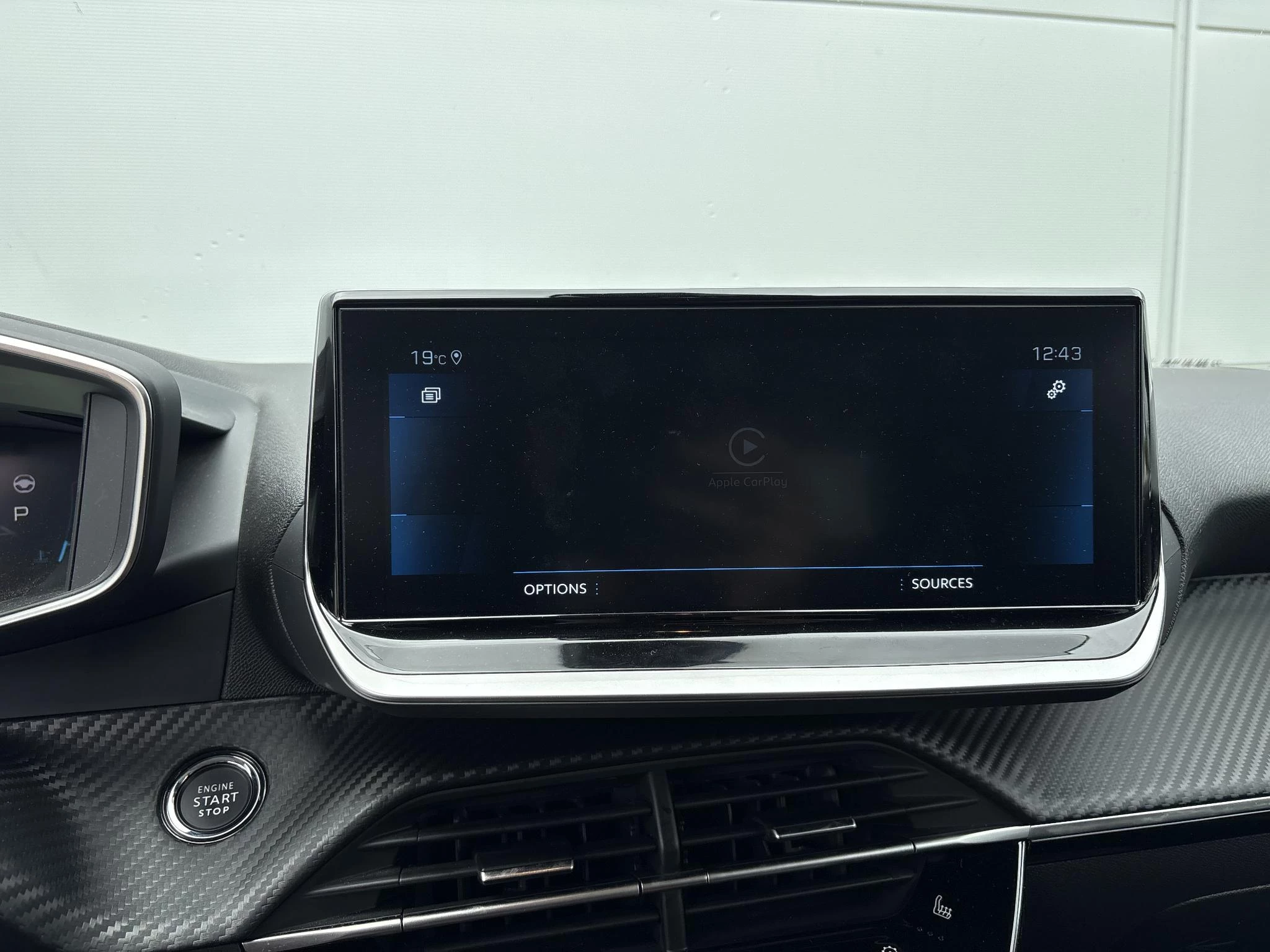Peugeot-208-image-19