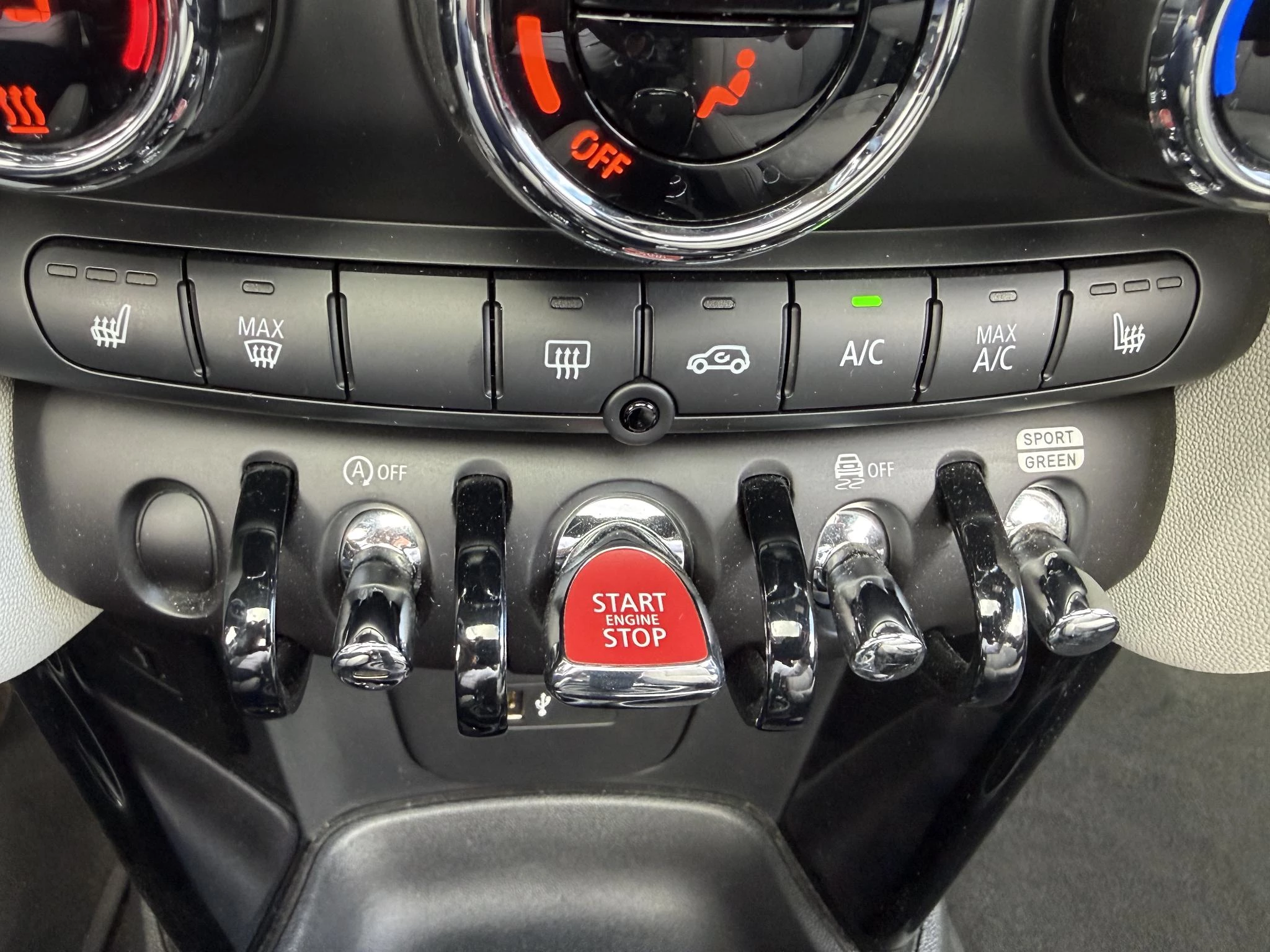 MINI-Cooper-image-21