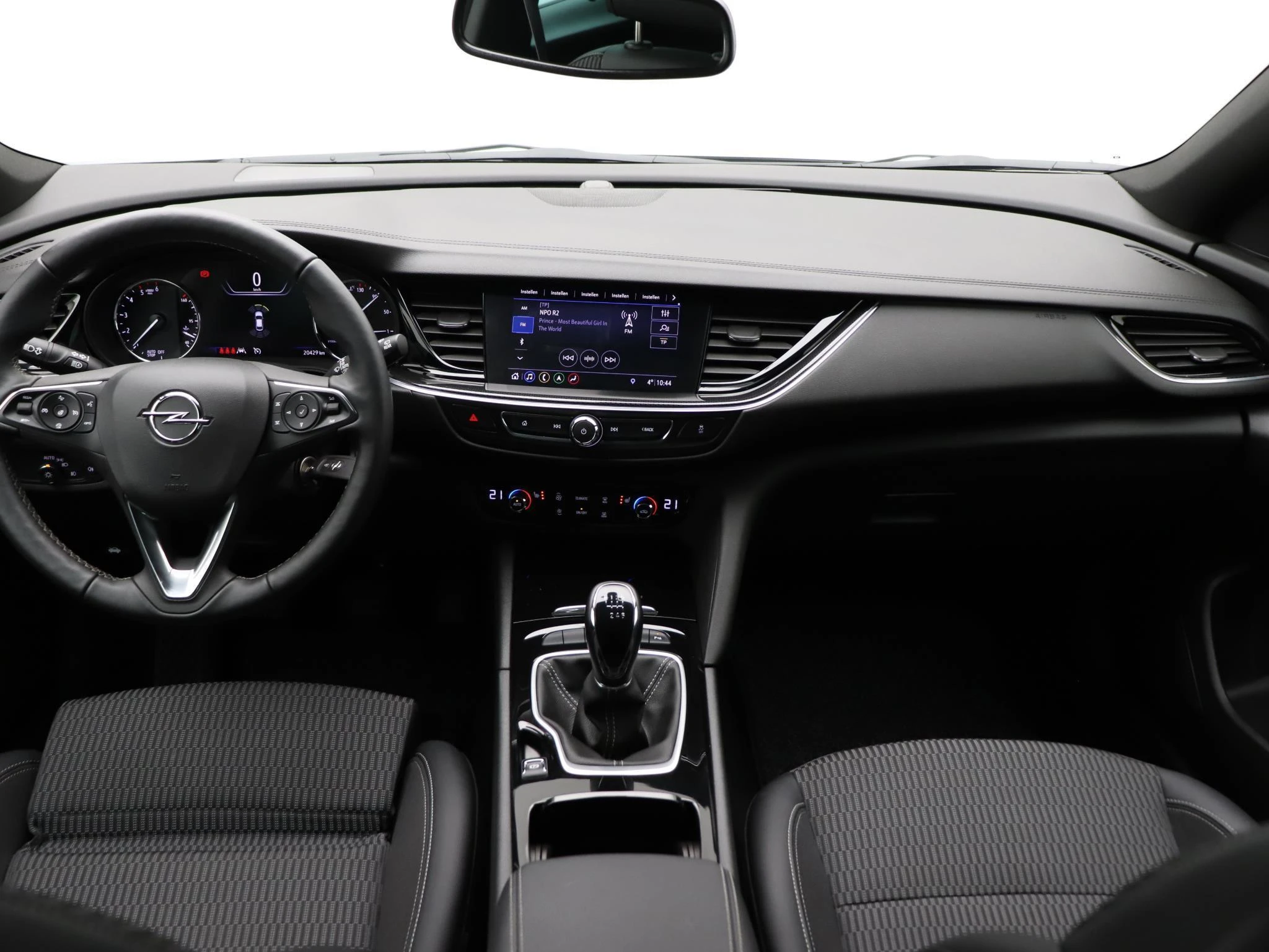 Opel-Insignia-image-10