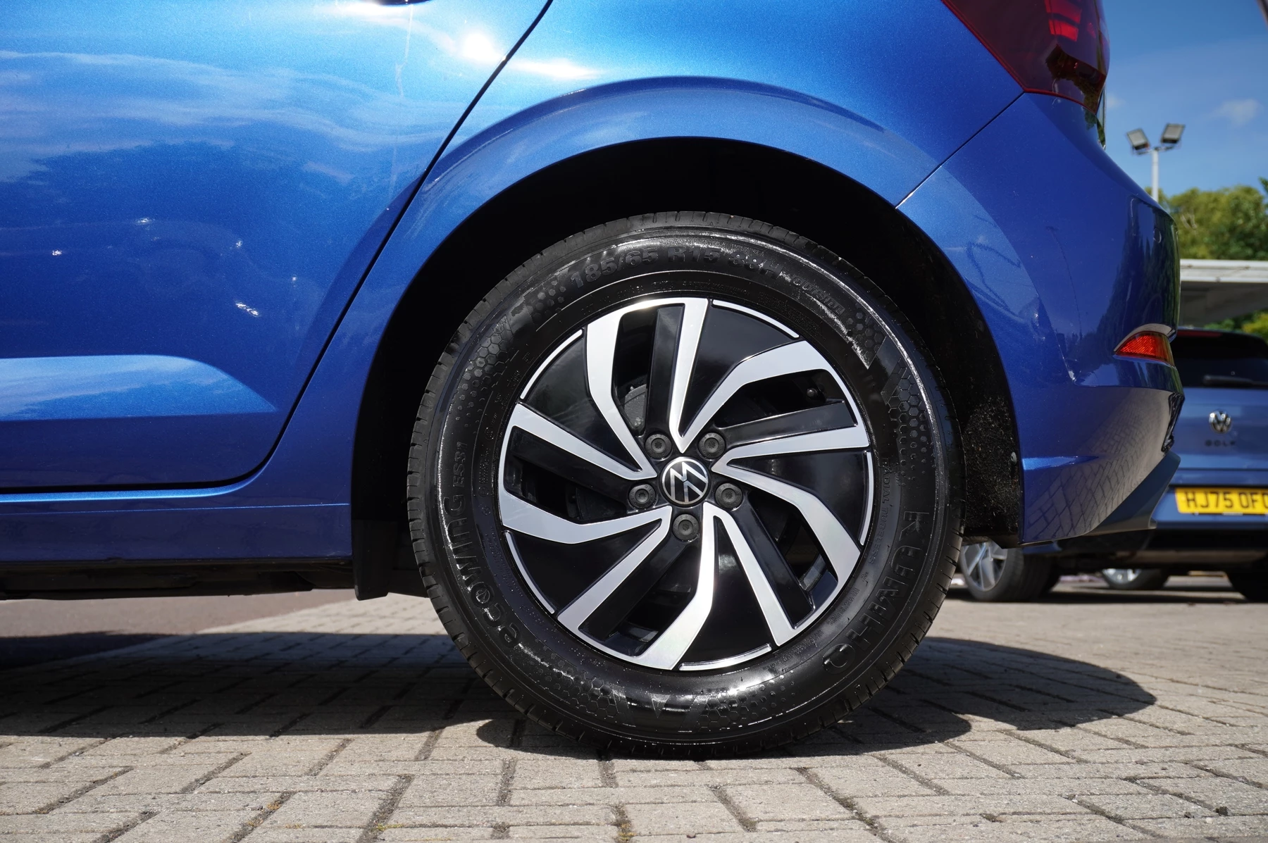 Volkswagen-Polo-image-17