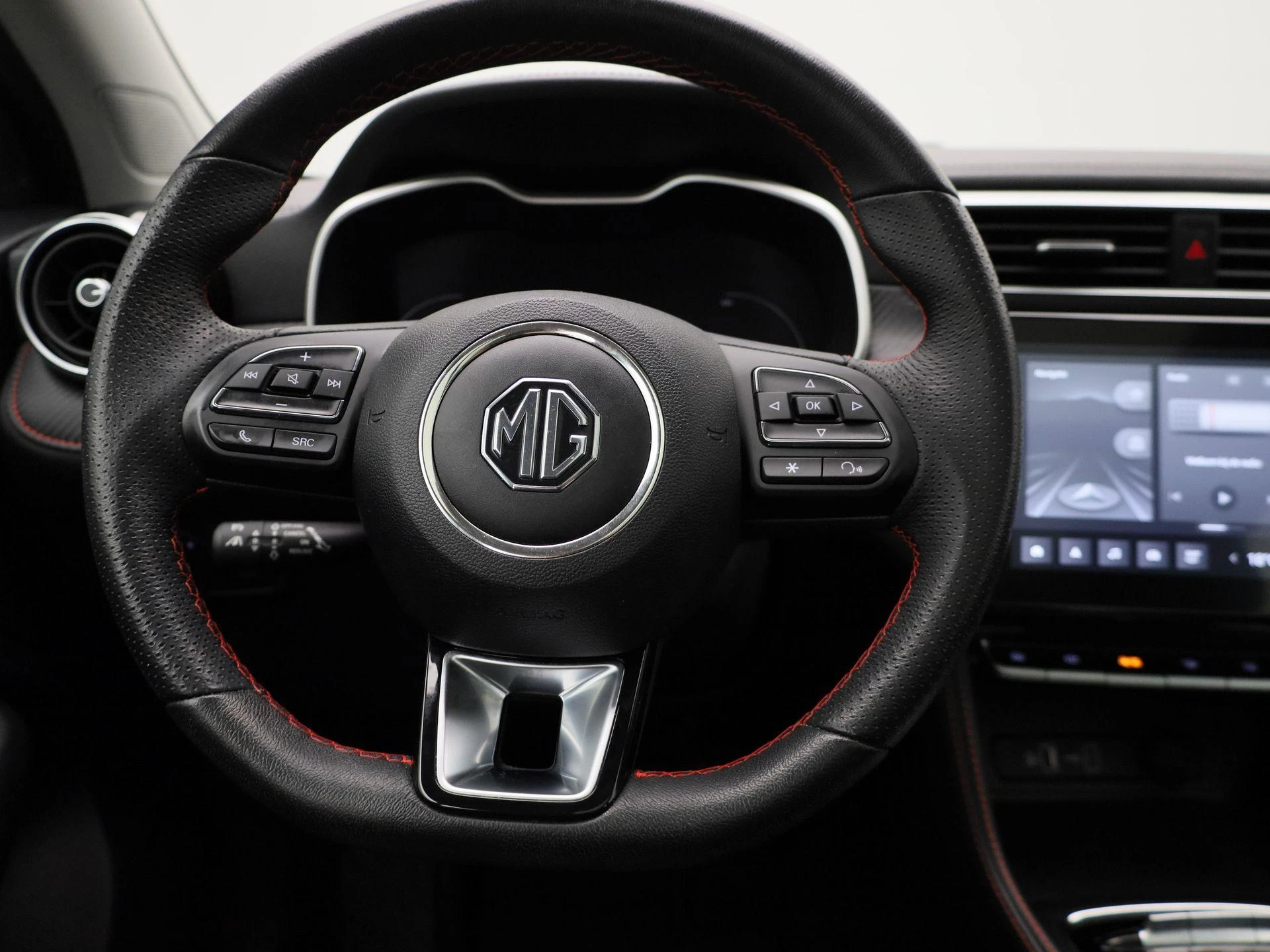 MG-ZS EV-image-6