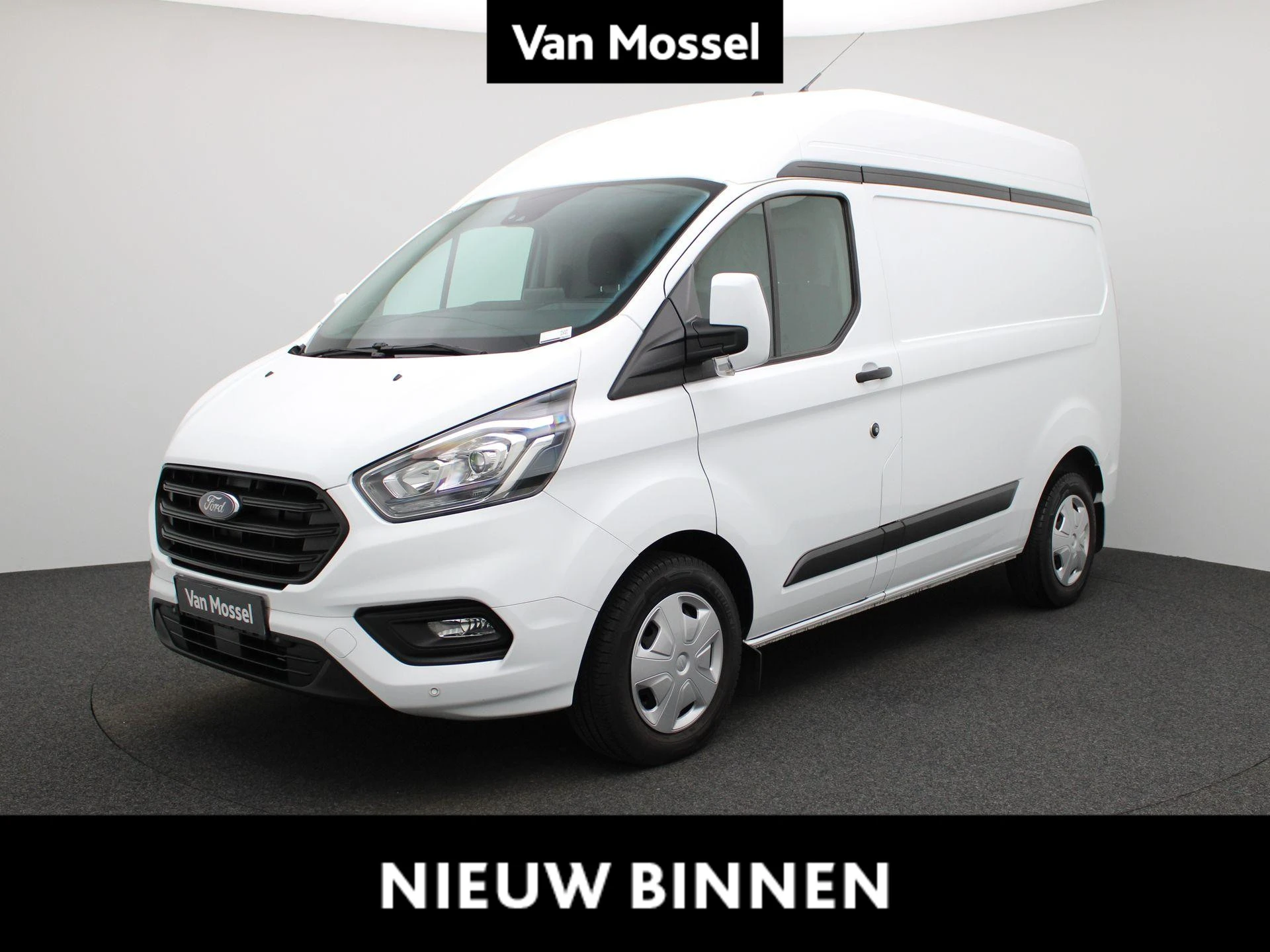Ford-Transit Custom-image-0