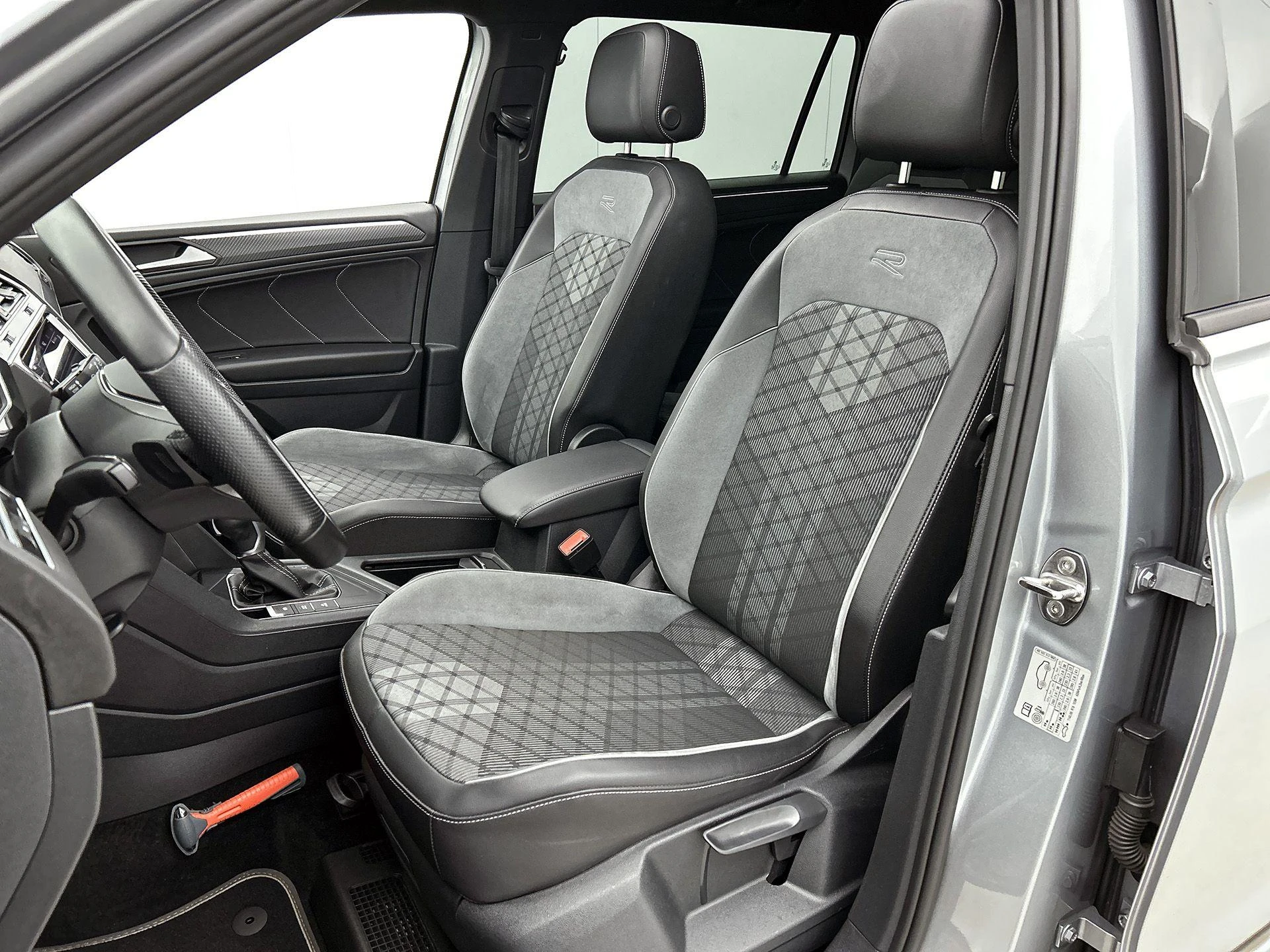Volkswagen-Tiguan Allspace-image-44