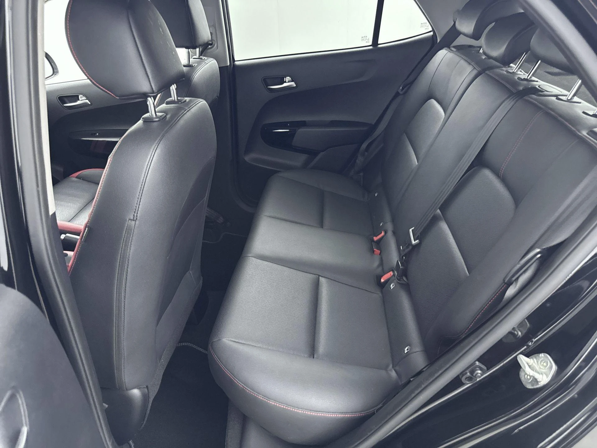 Kia-Picanto-image-23