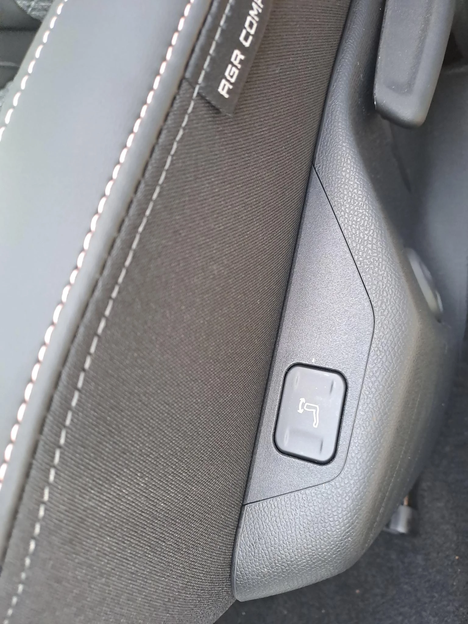 Peugeot-308-image-12