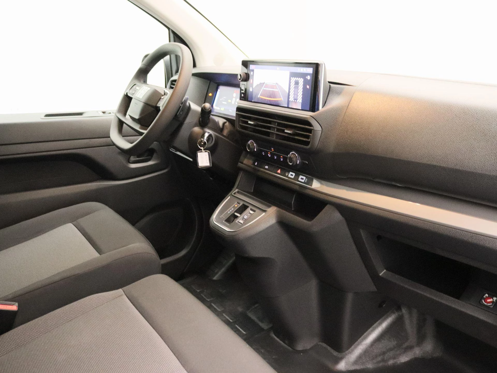 Fiat-E-Scudo-image-23