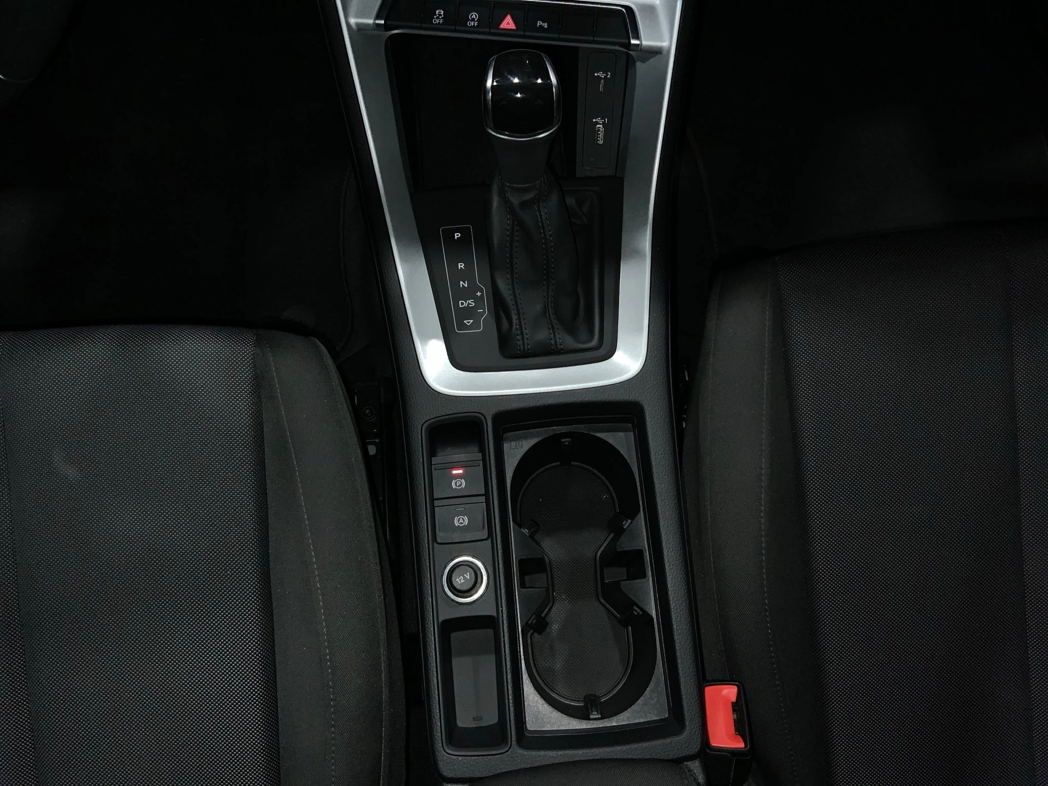 Audi Q3 Aut*NAVI*GRA*LM*PDC