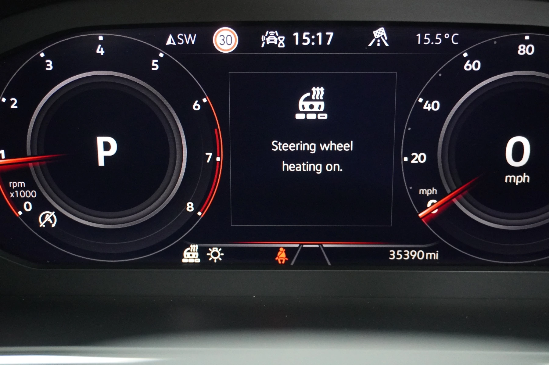Volkswagen-Tiguan-image-32