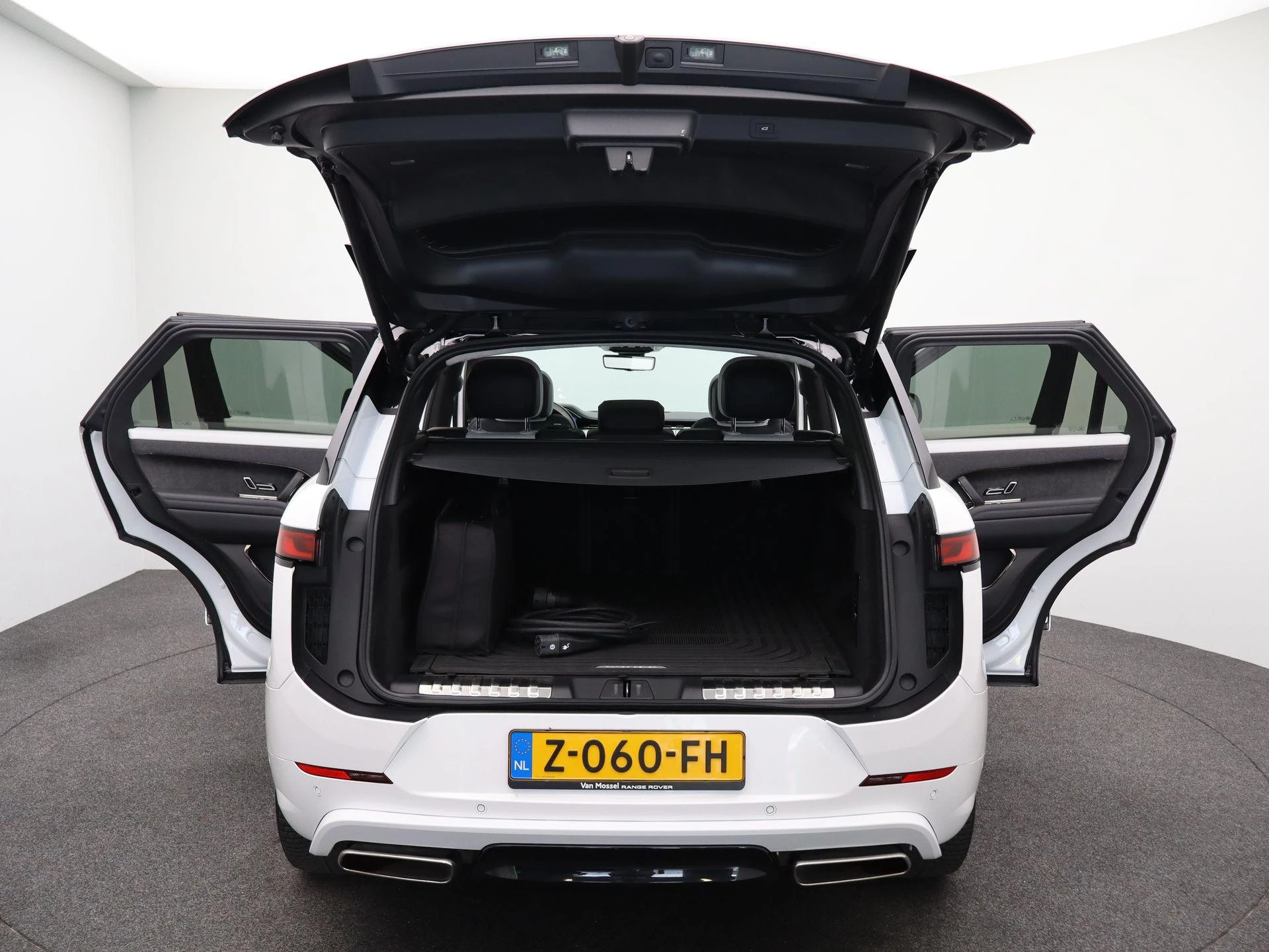 Land Rover-Range Rover Sport-image-12