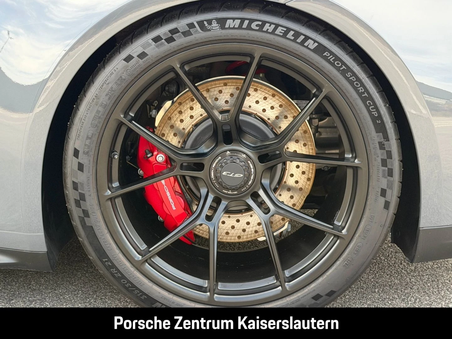 Porsche-911-image-13