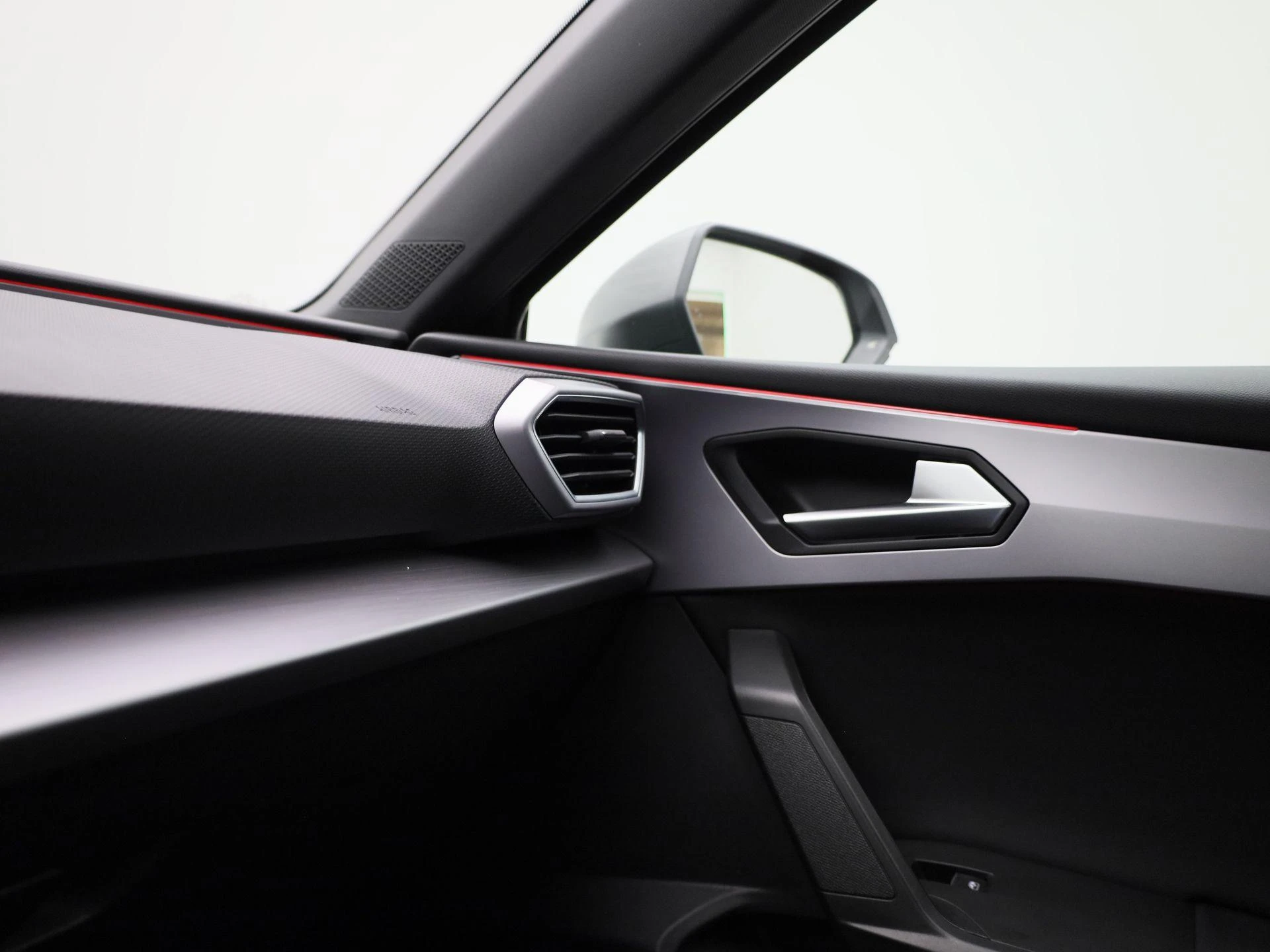 SEAT-Leon-image-23