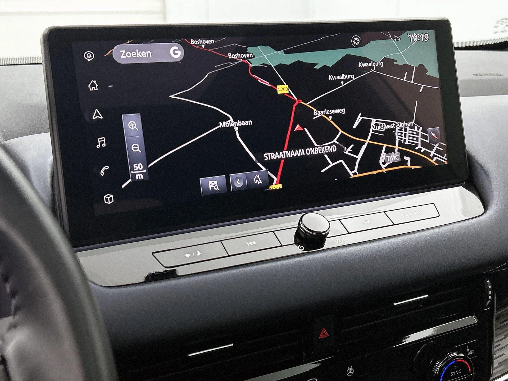 Nissan-QASHQAI-image-35
