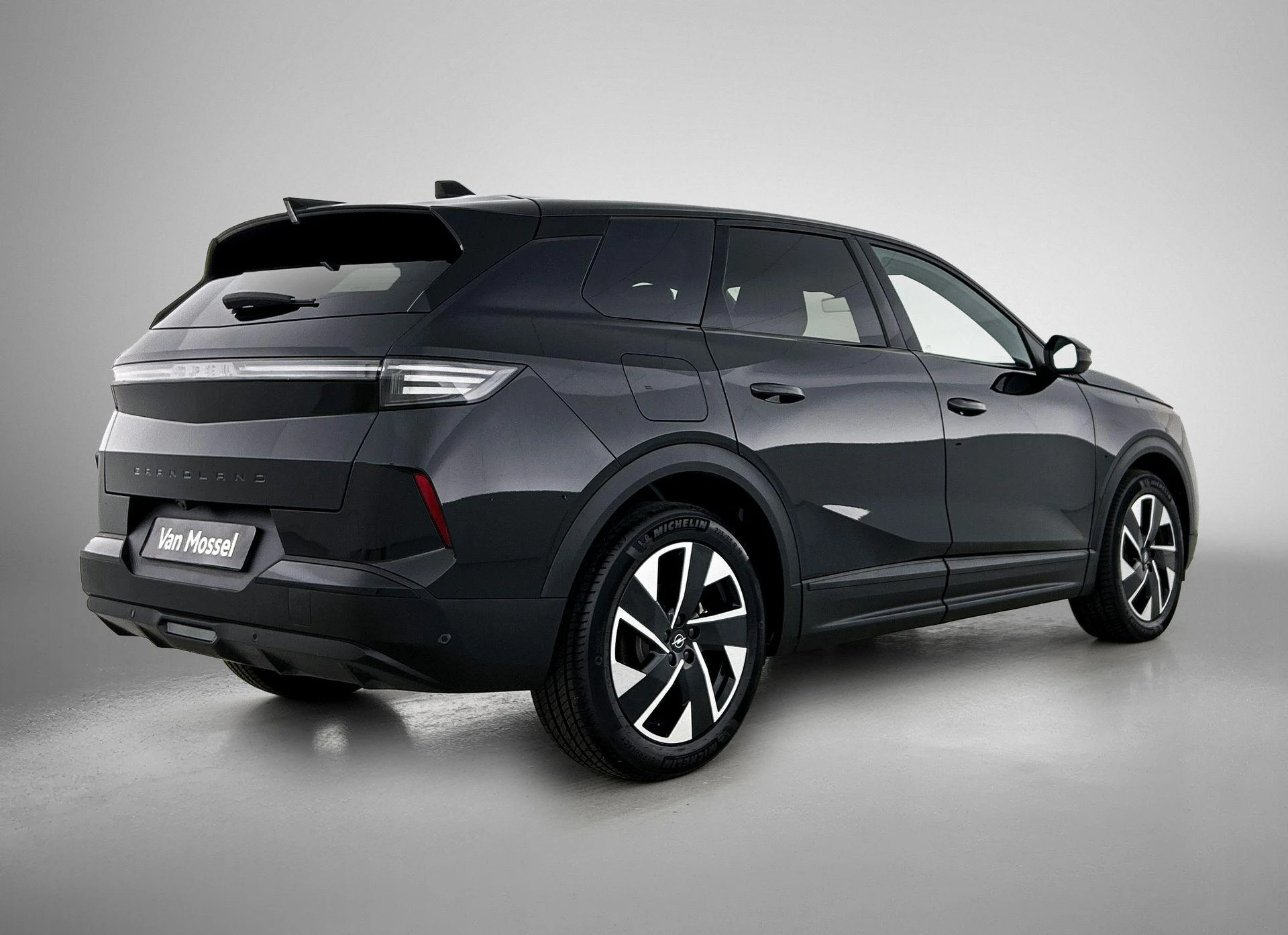 Opel-Grandland-image-3