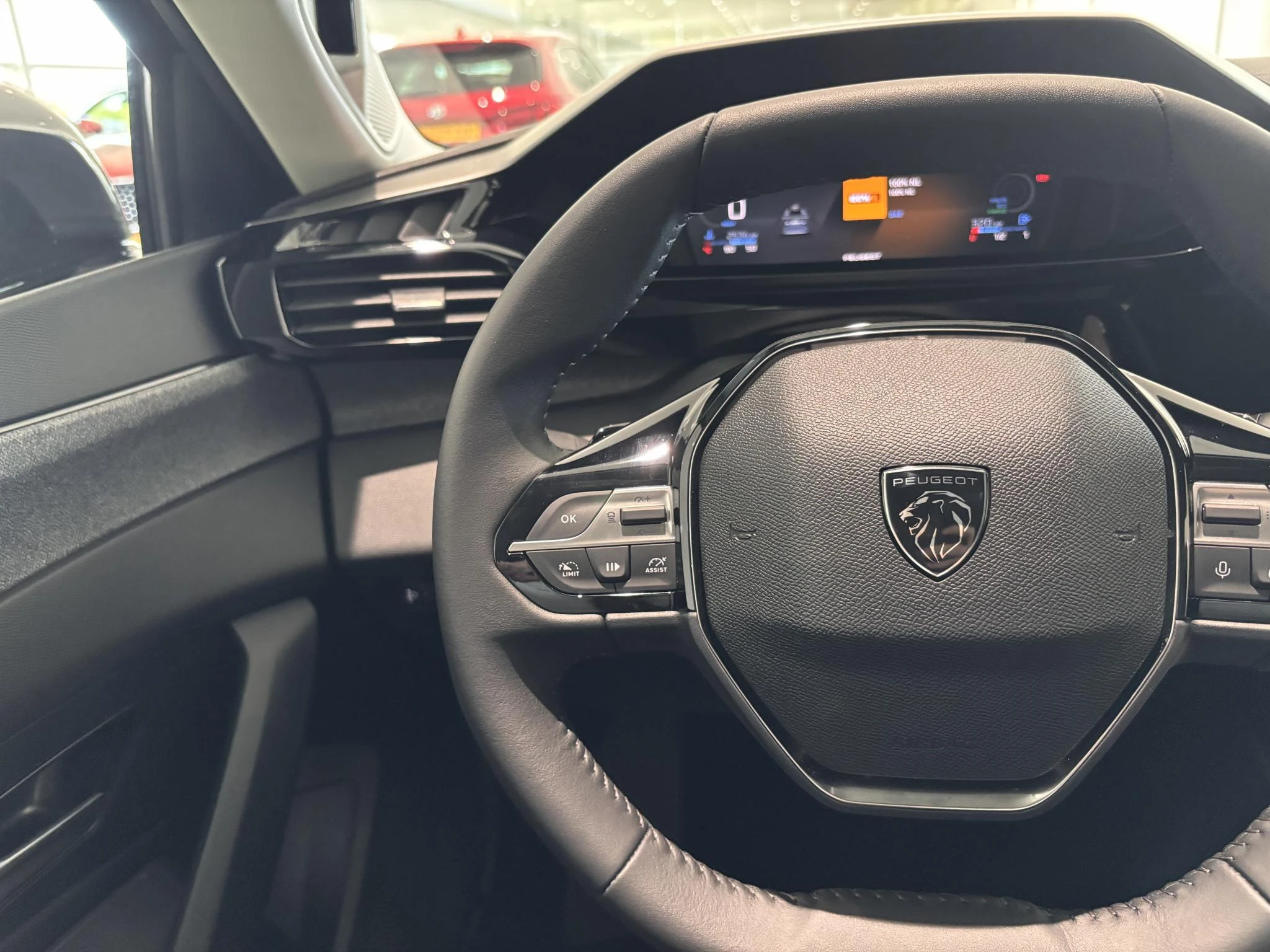 Peugeot 408 1.2 Allure Hybrid 145