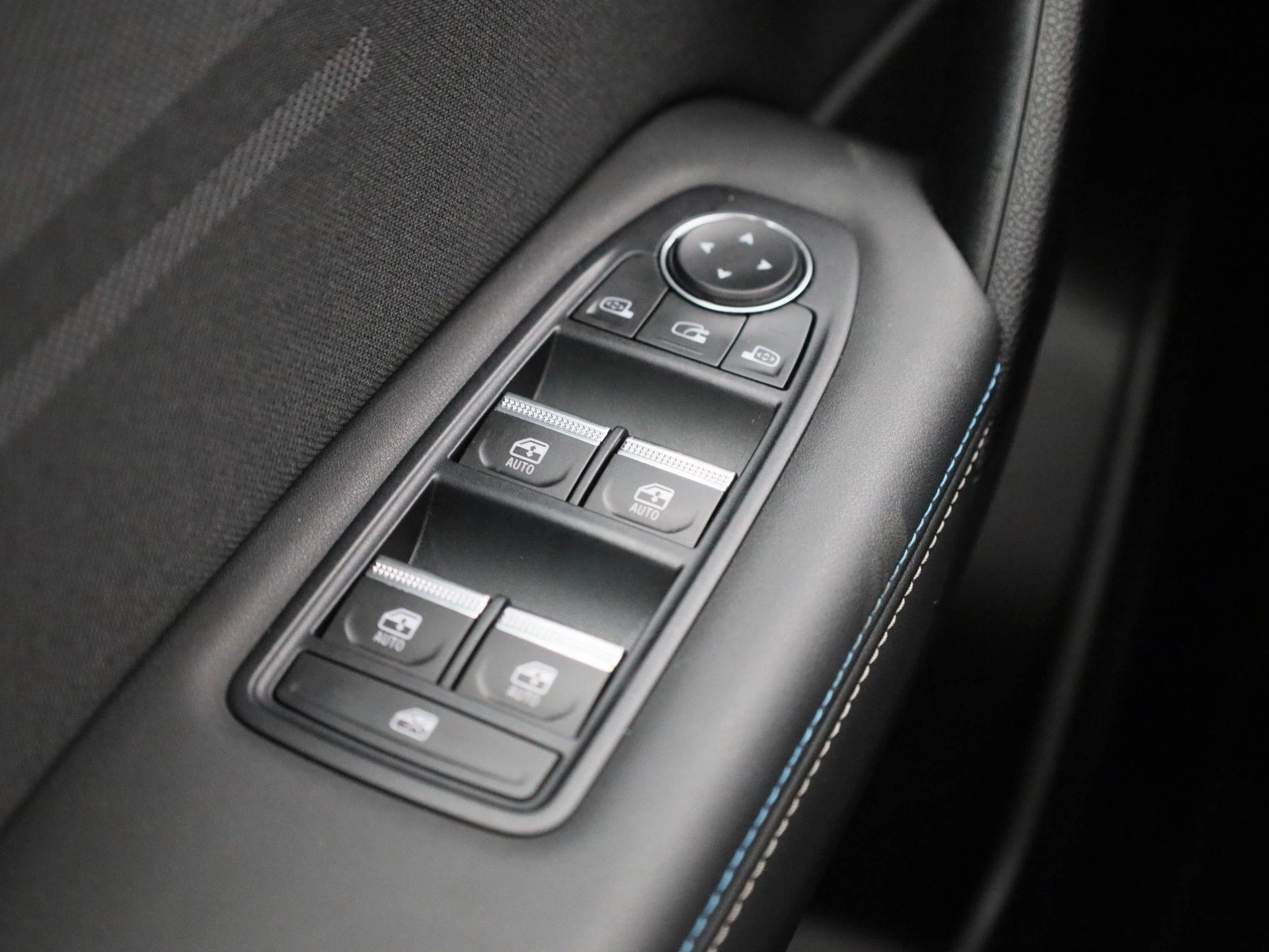 Renault-Captur-image-35