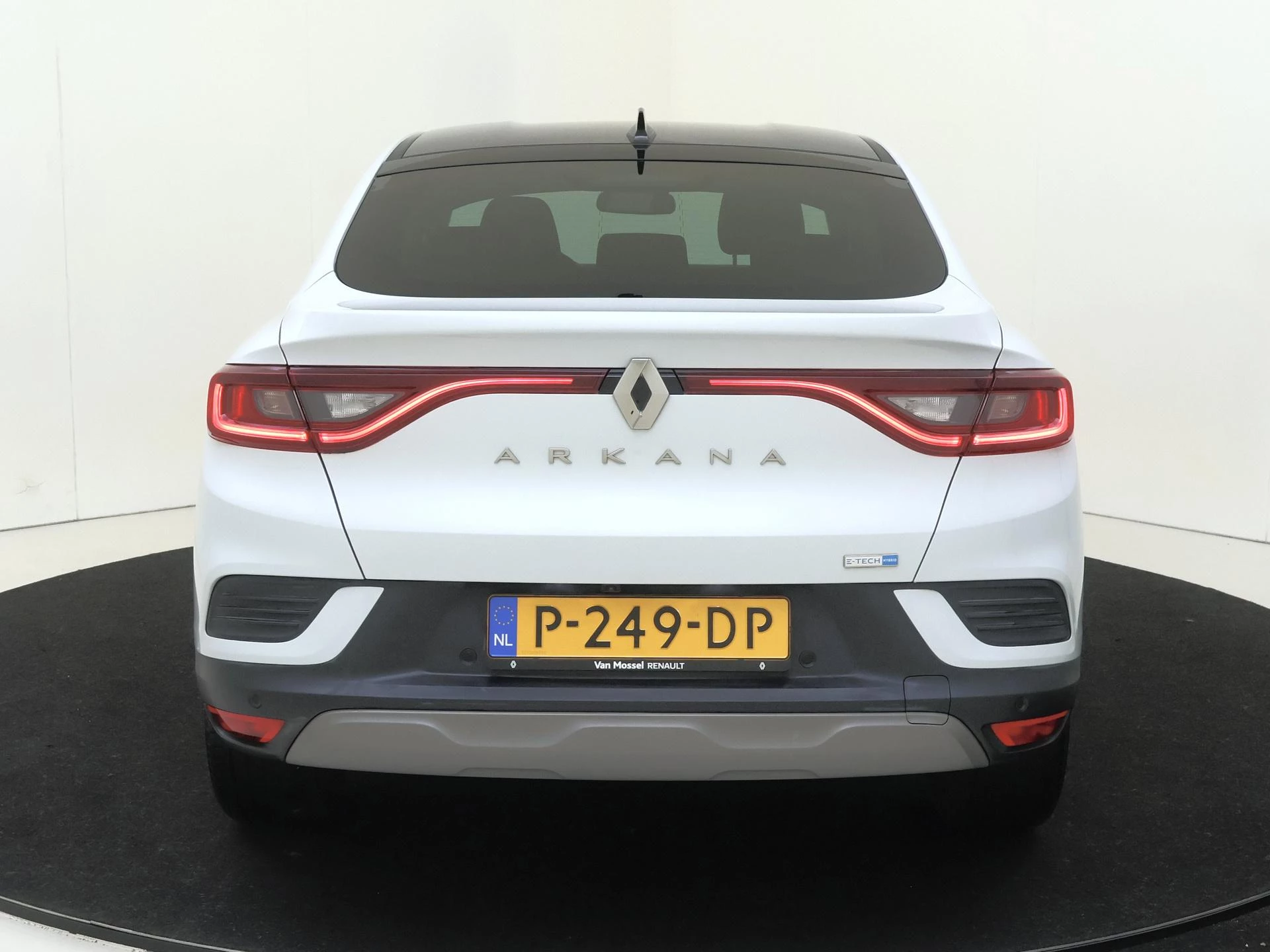 Renault-Arkana-image-6
