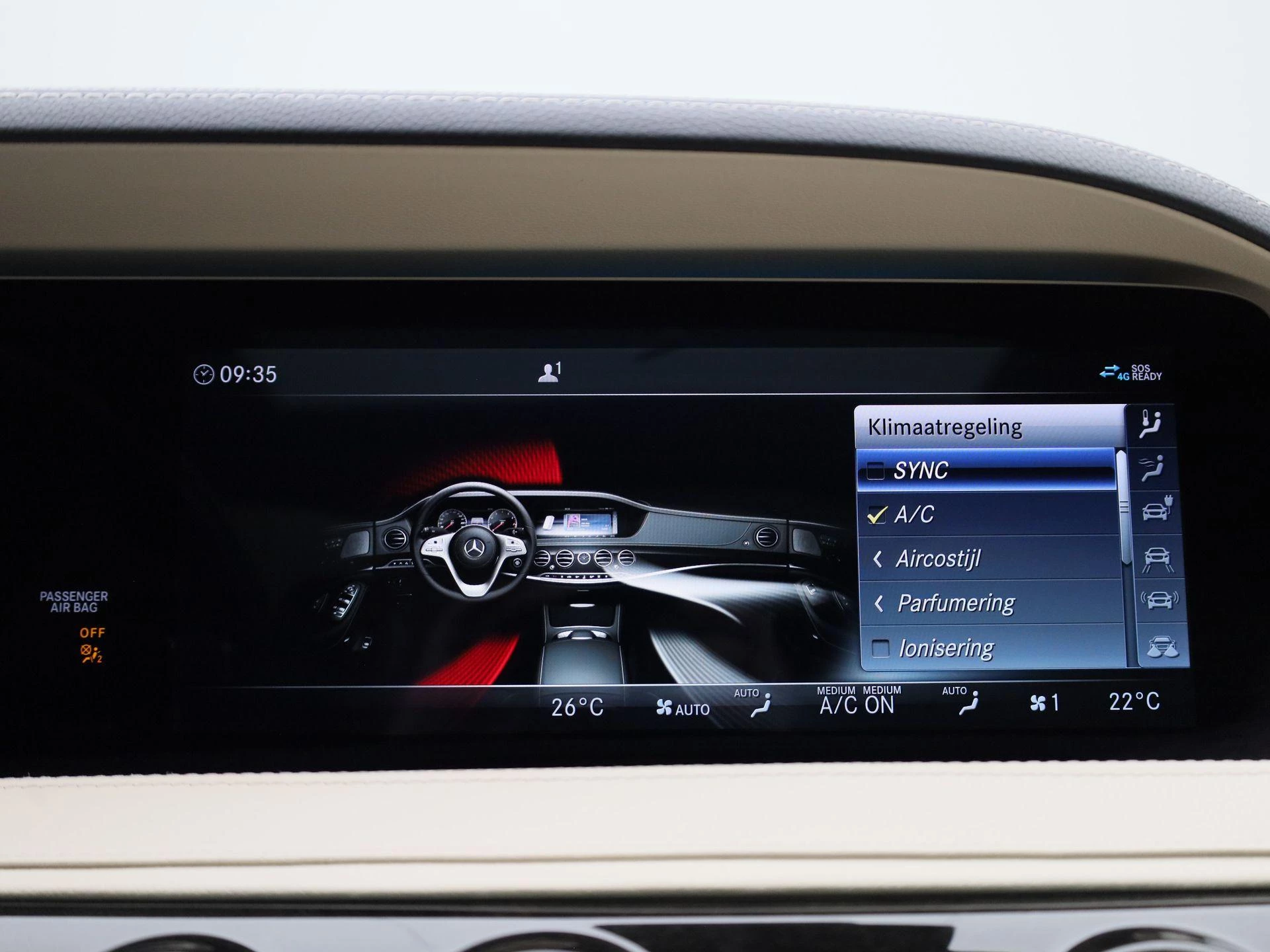 Mercedes-Benz-S-Klasse-image-19