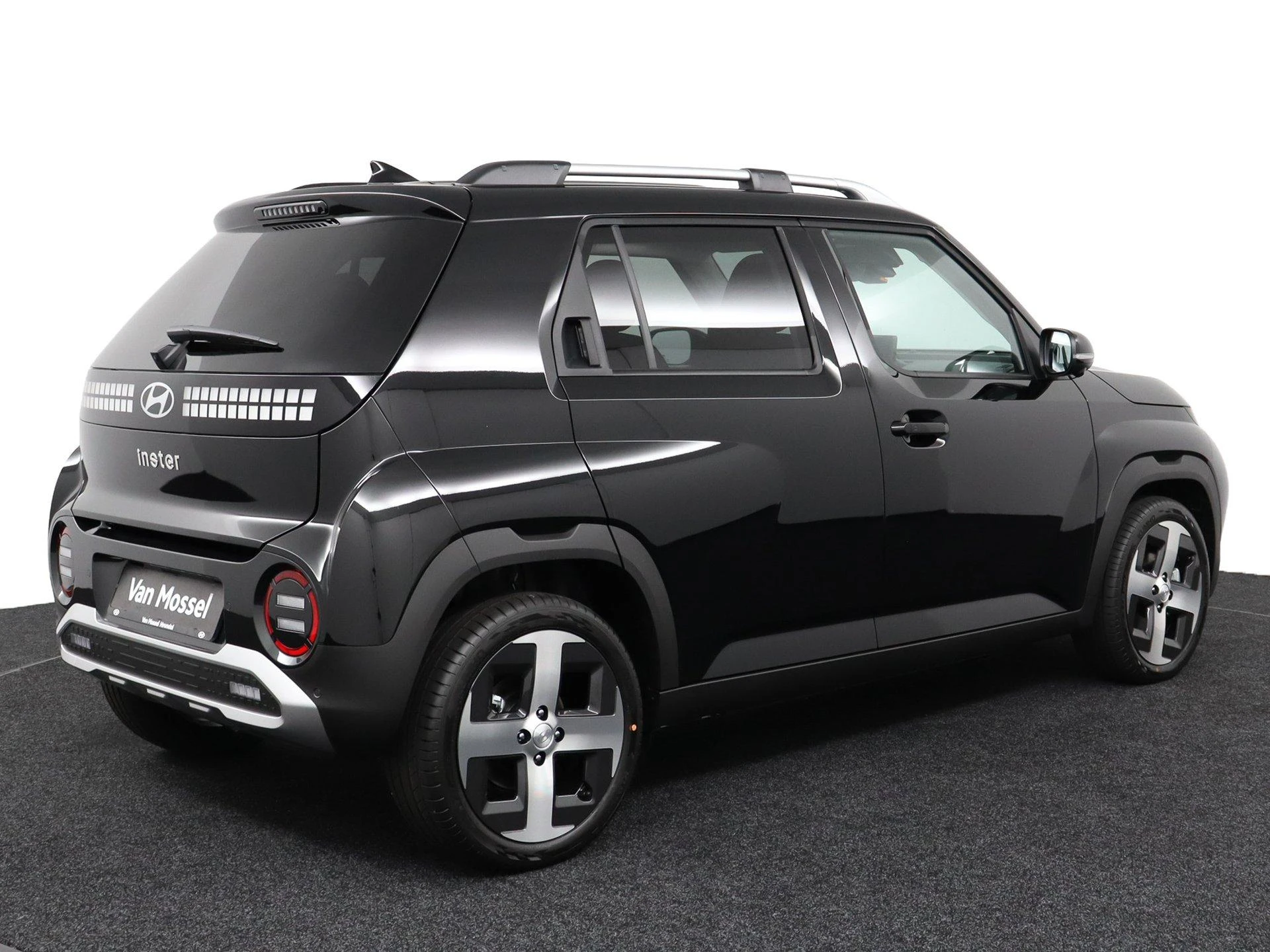 Hyundai-Inster-image-2