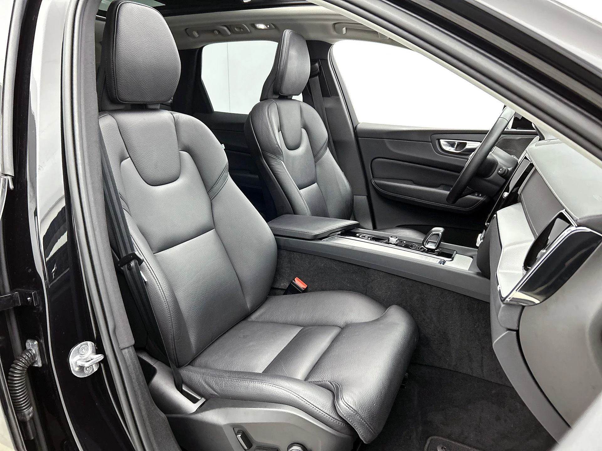 Volvo-XC60-image-48