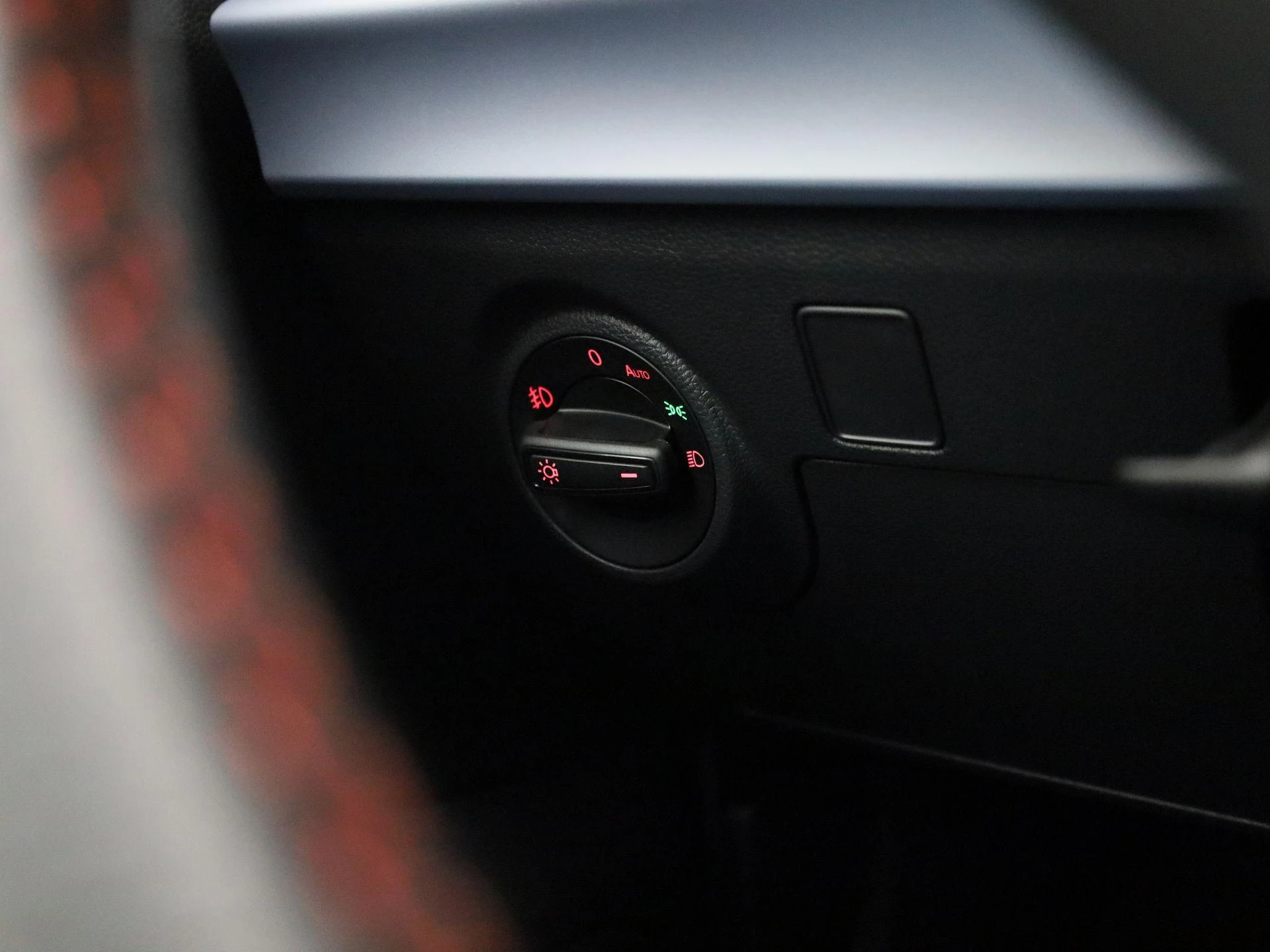 SEAT-Arona-image-25
