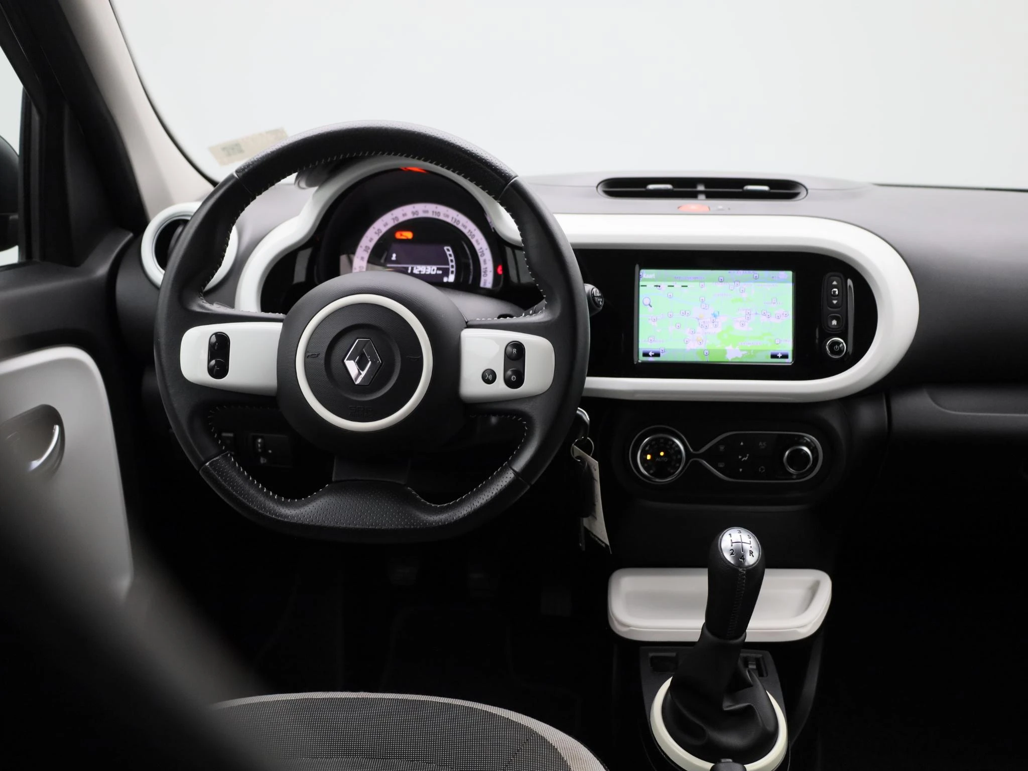 Renault-Twingo-image-6