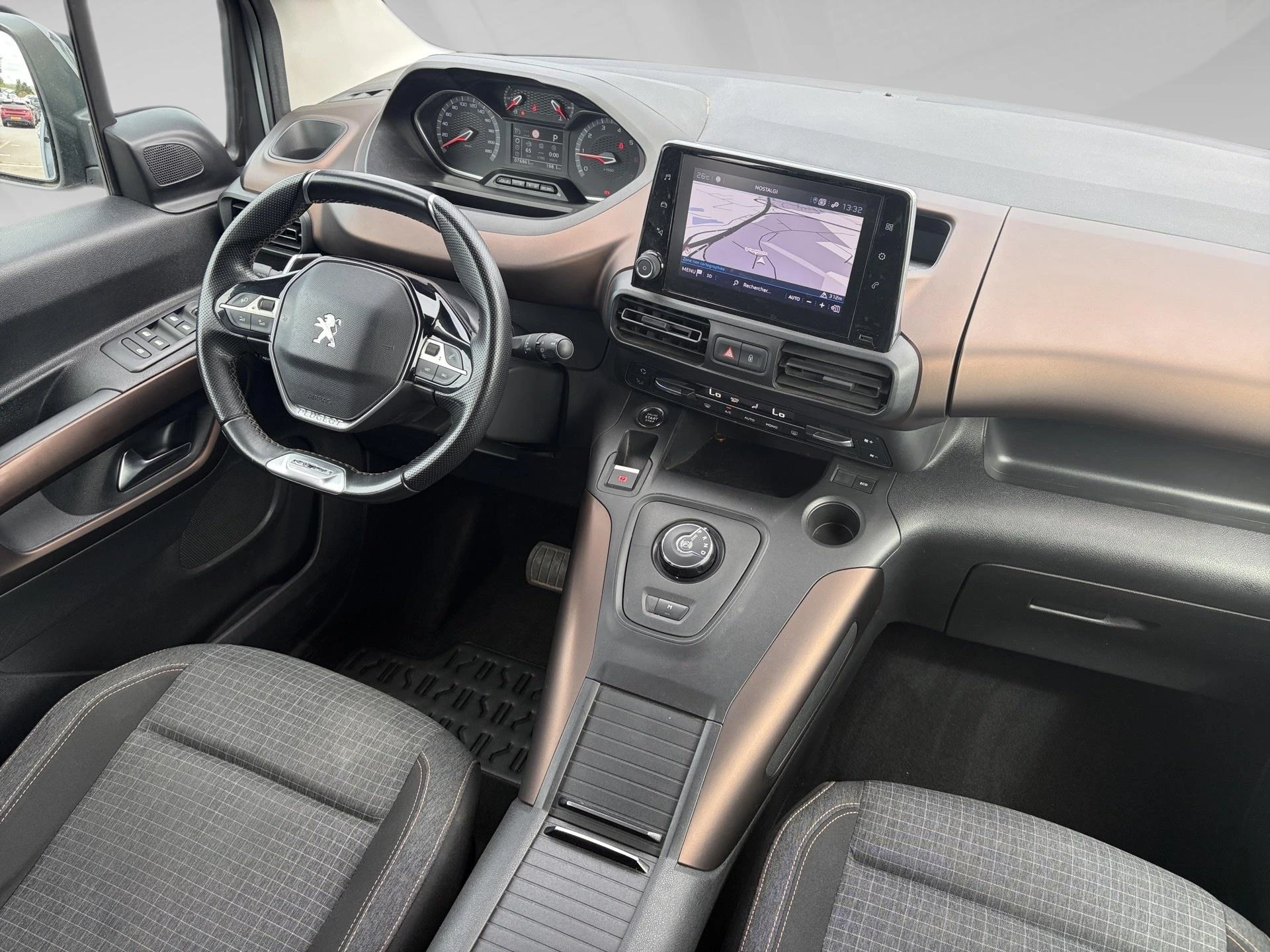 Peugeot-Rifter-image-9