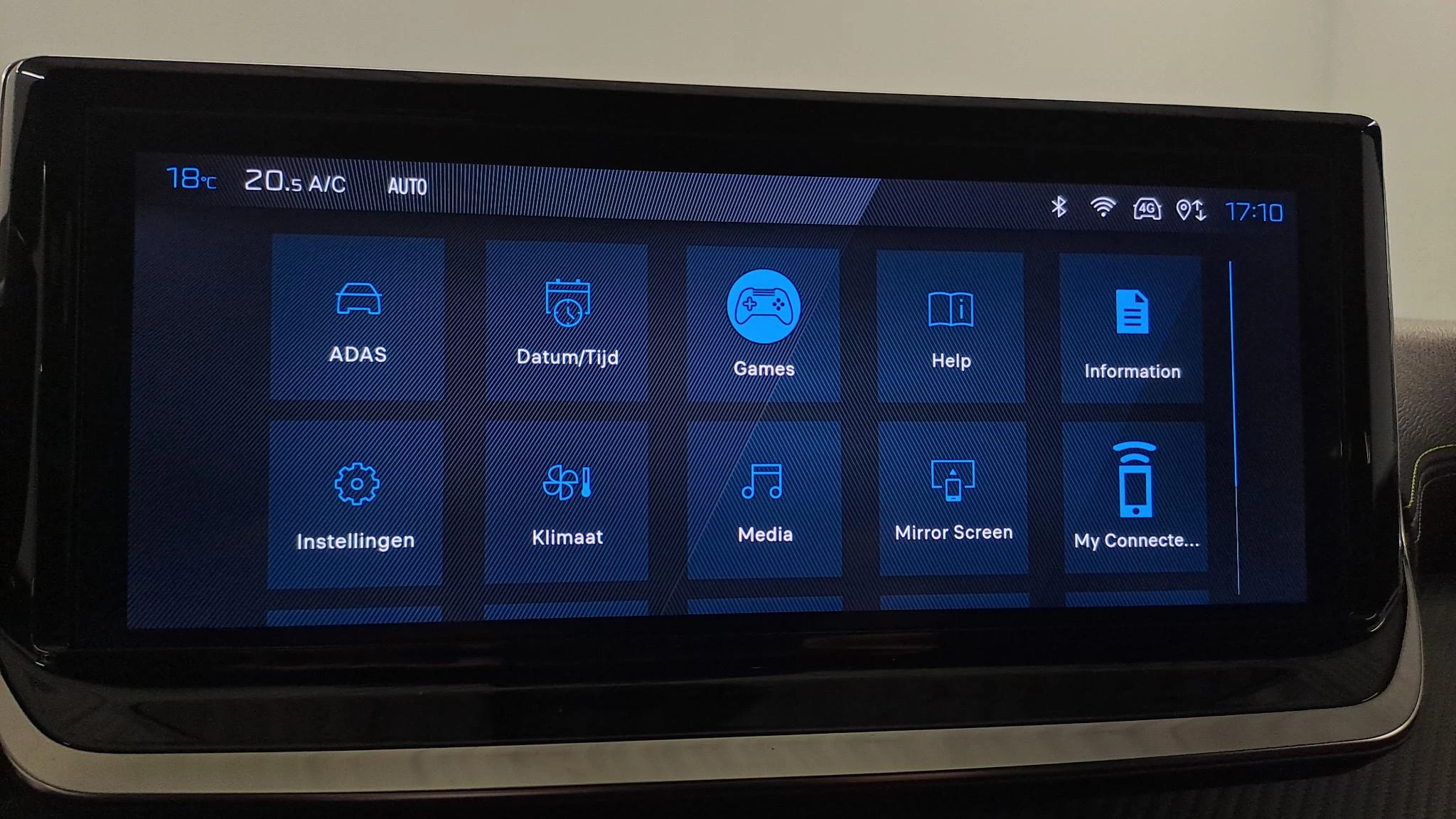 Peugeot-208-image-17