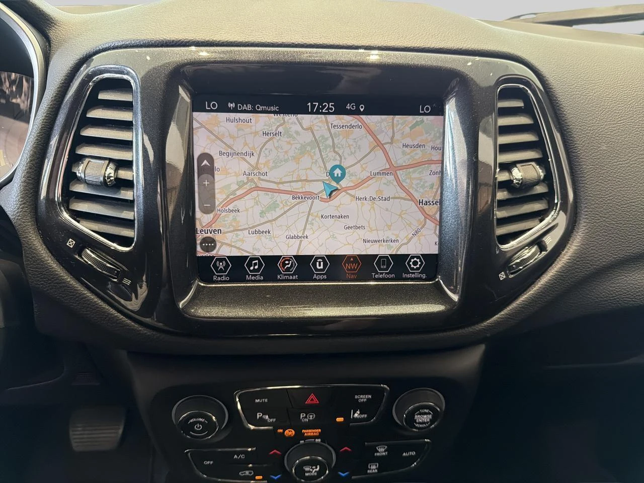 Jeep-Compass-image-10