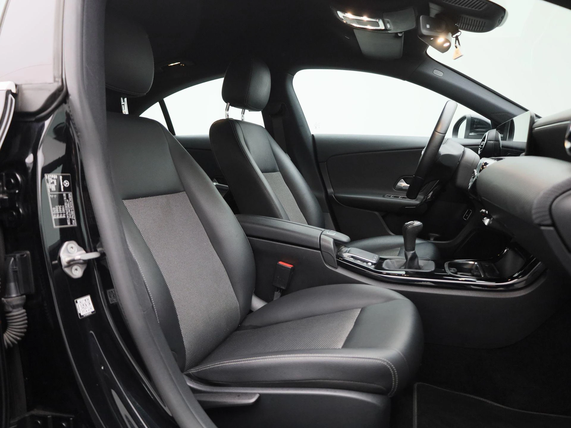 Mercedes-Benz CLA CLA 180 d Business Solution