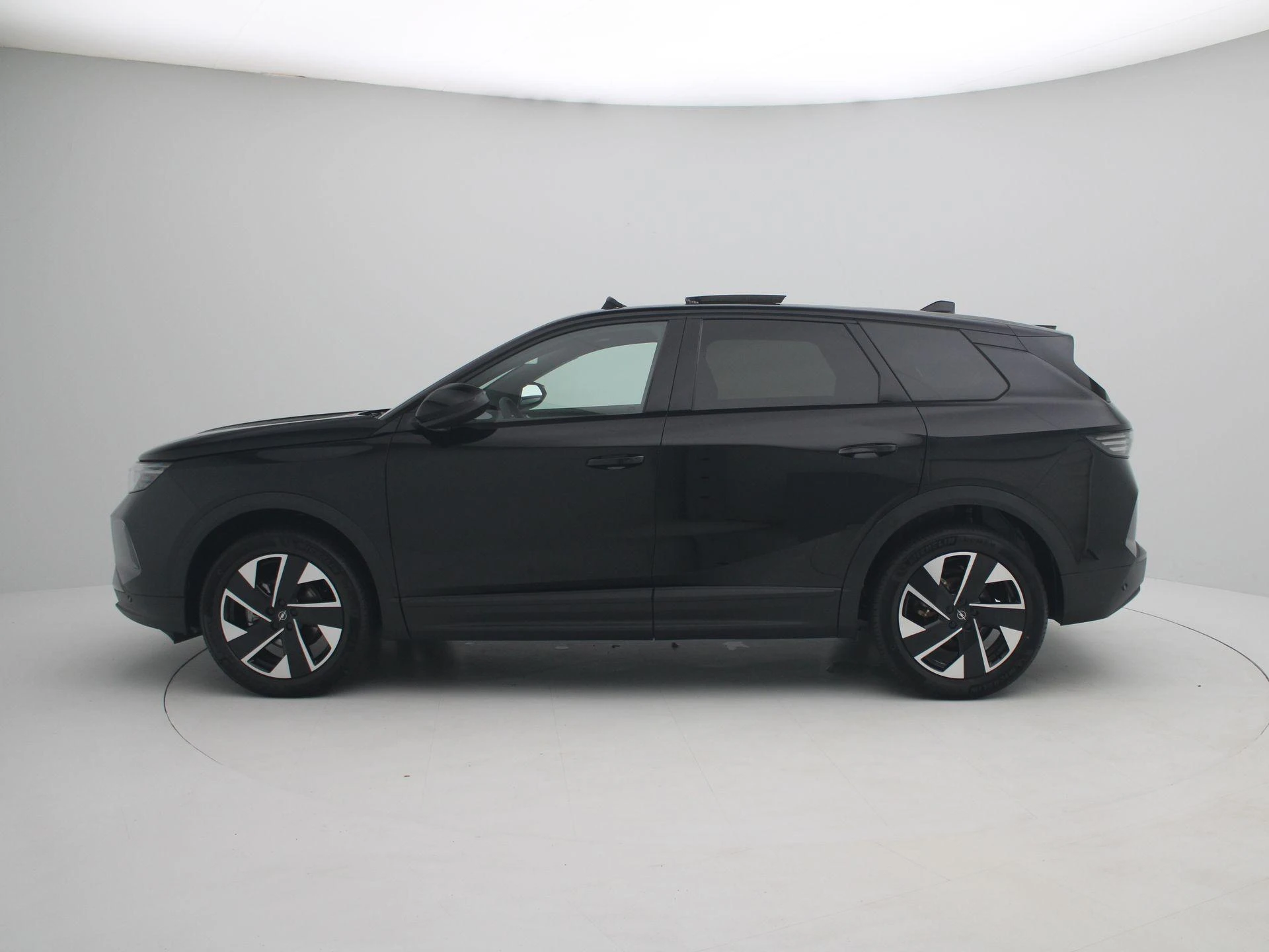 Opel-Grandland-image-3