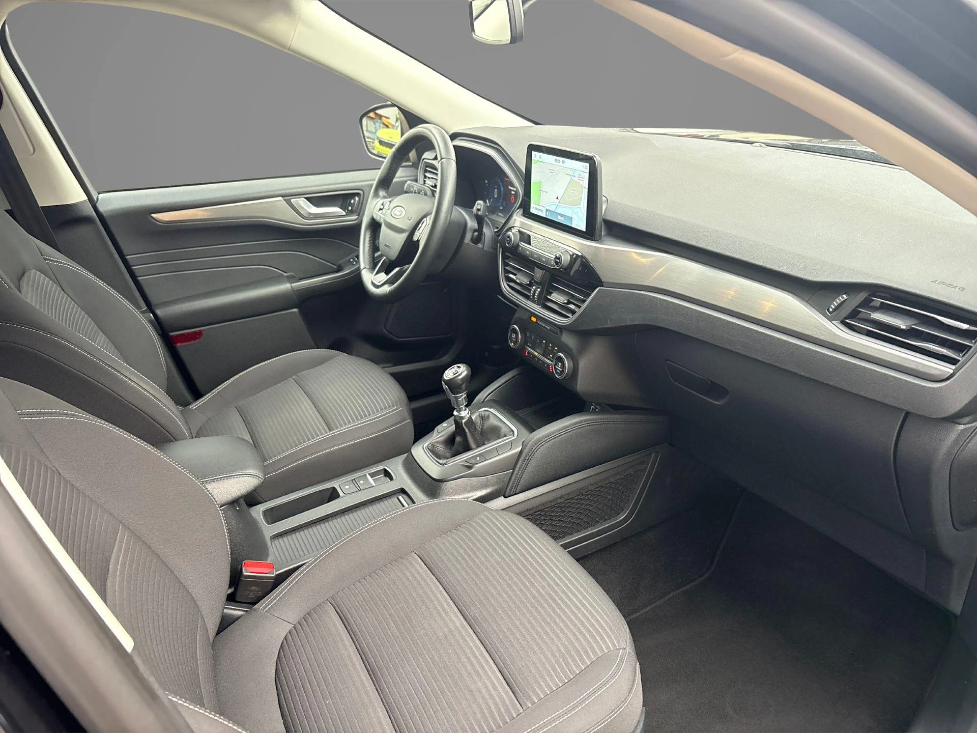 Ford-Kuga-image-15