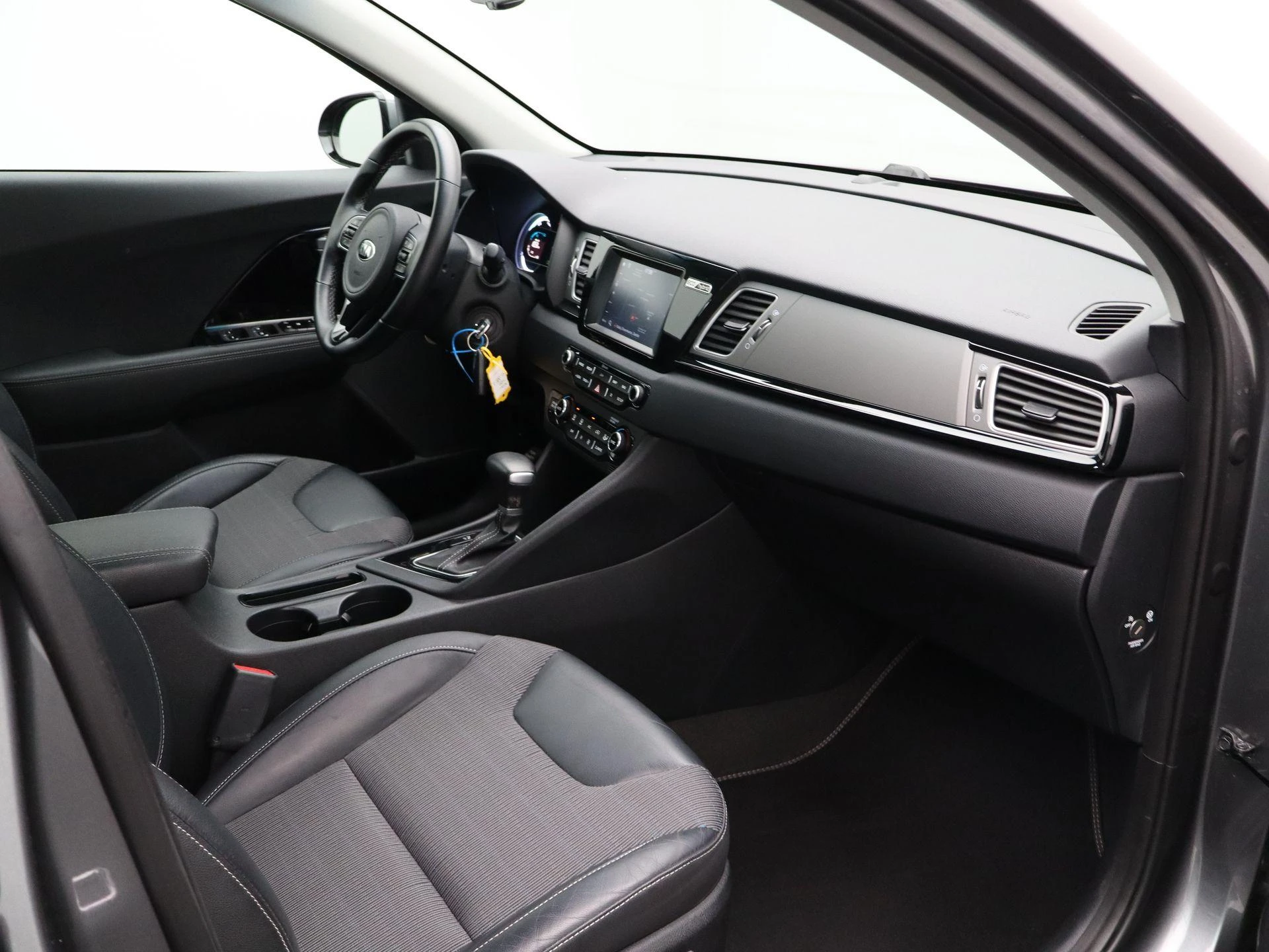 Kia-Niro-image-29