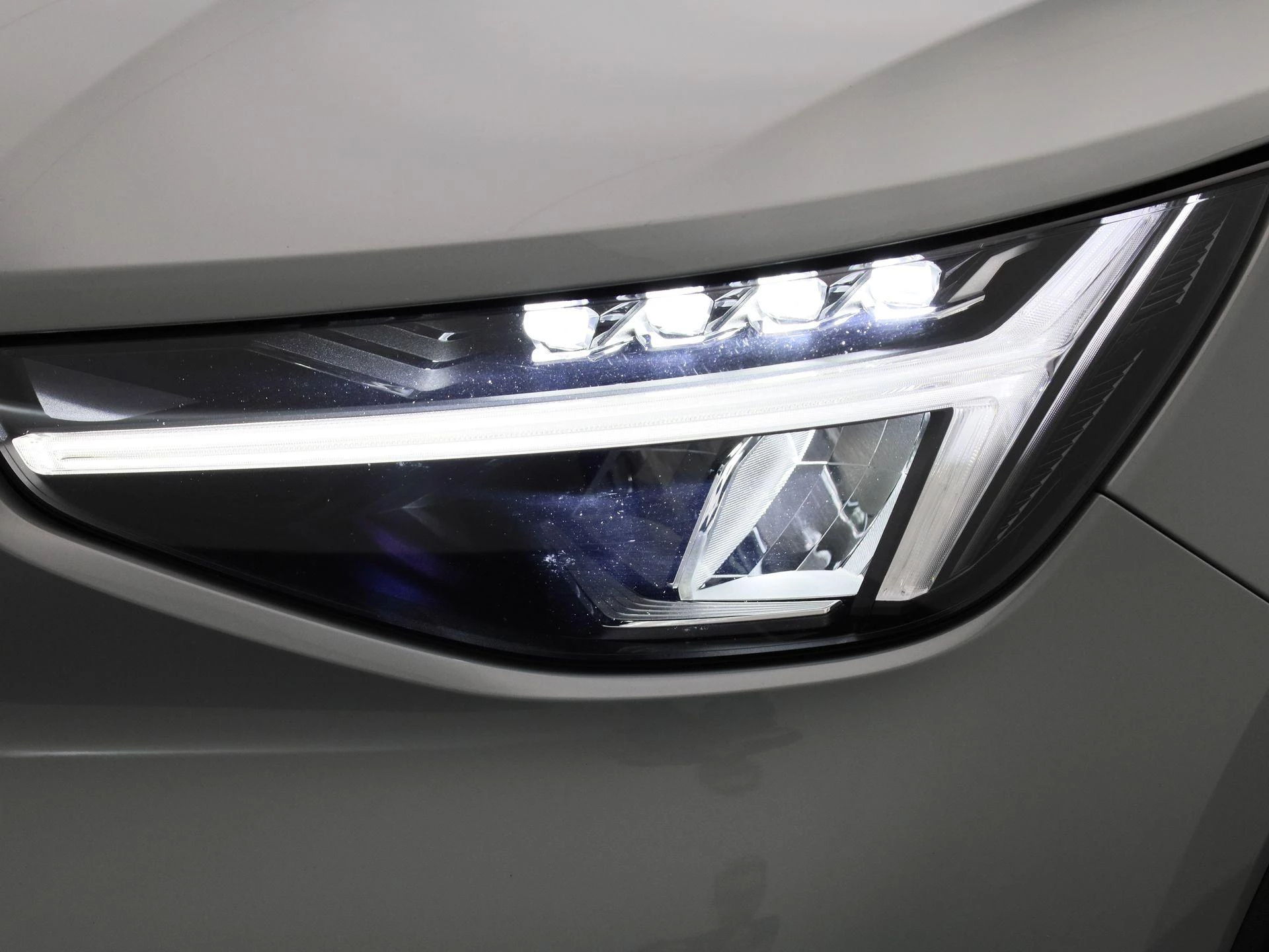 Volvo XC40 B3 Core DCT