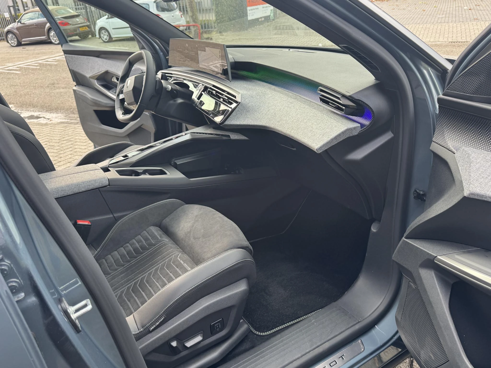 Peugeot-e-3008-image-43