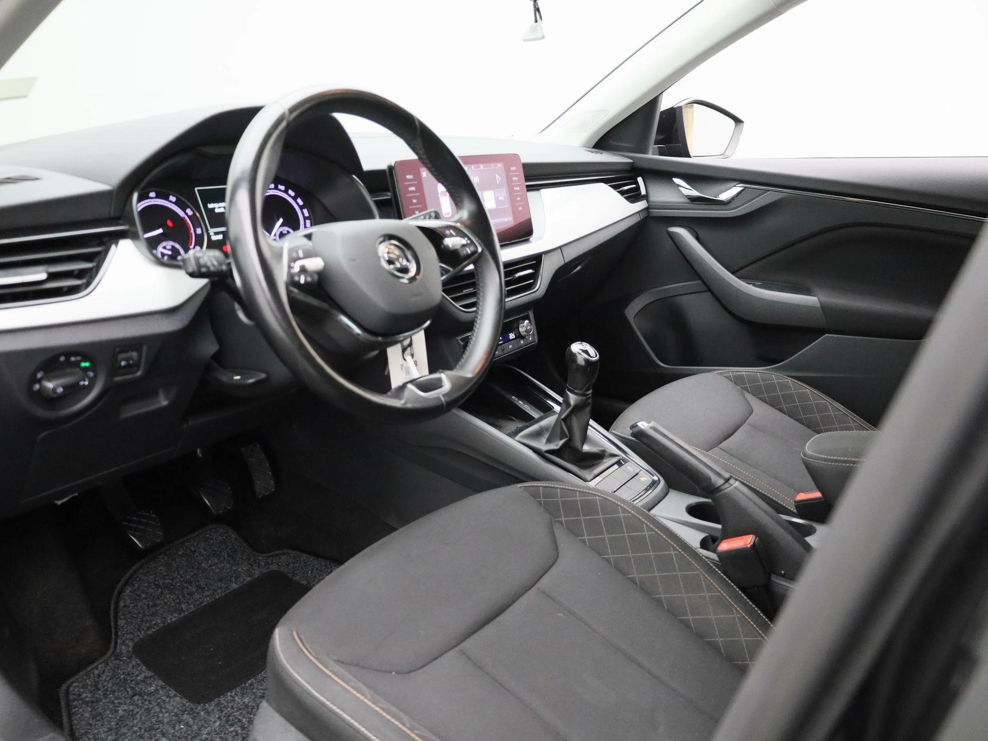 Škoda-Scala-image-17