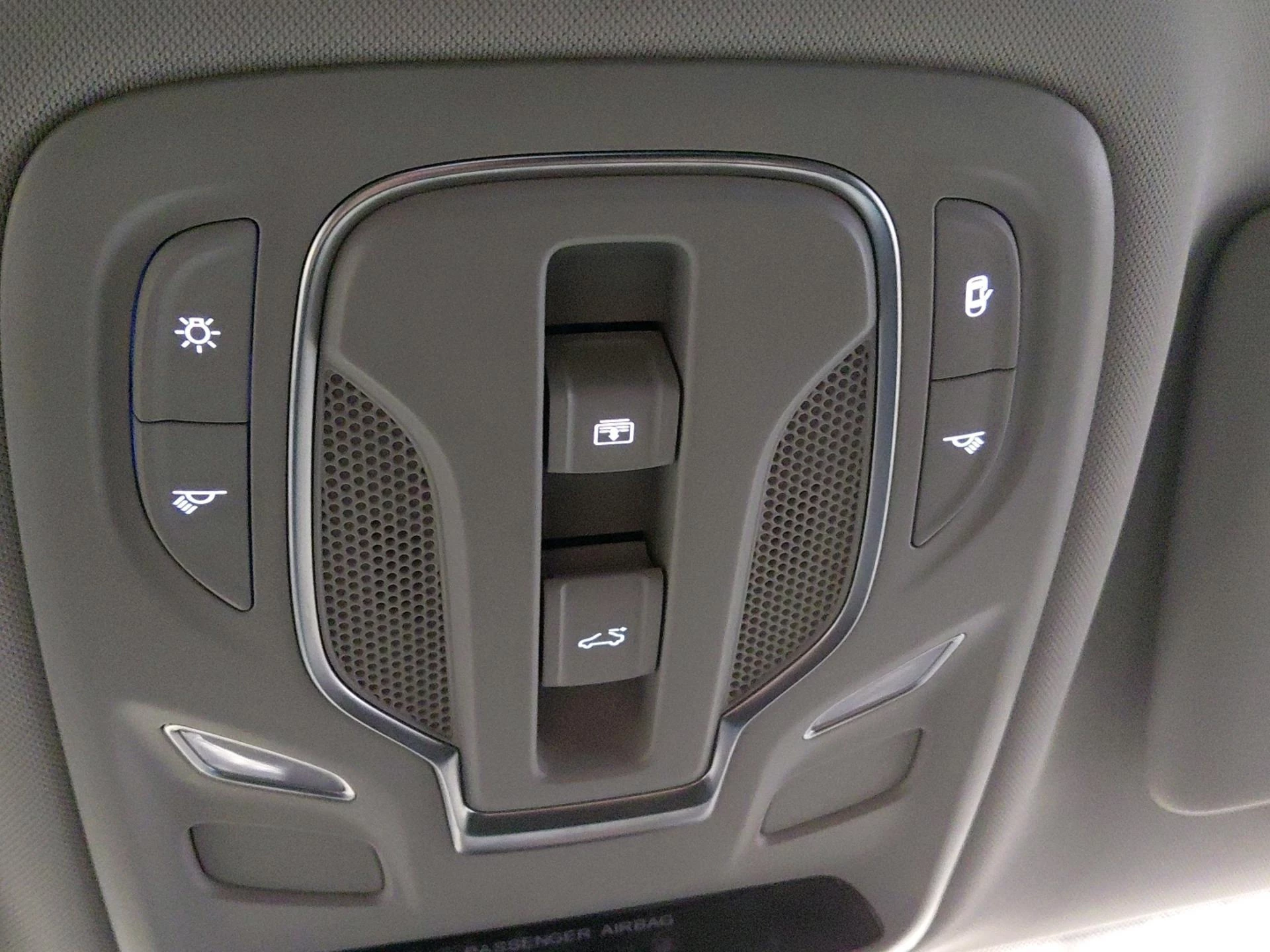 MG ZS ZS ICE 1.0 MT LUXURY FWD
